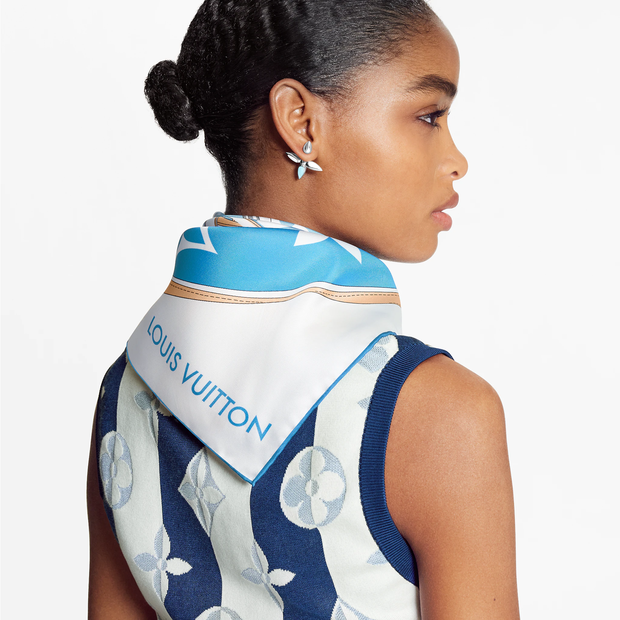 Louis Vuitton Monogram Gradient Square Women in Blue - Accessories M76777