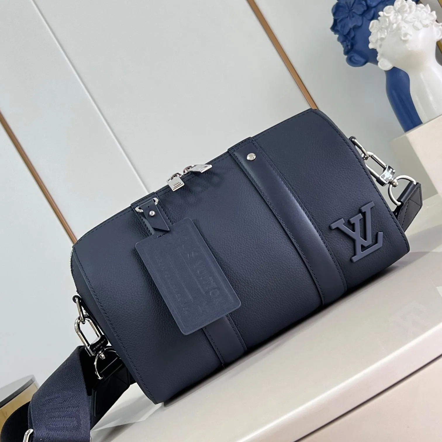 Louis Vuitton City Keepall LV AEROGRAM - Men - Bags M11602