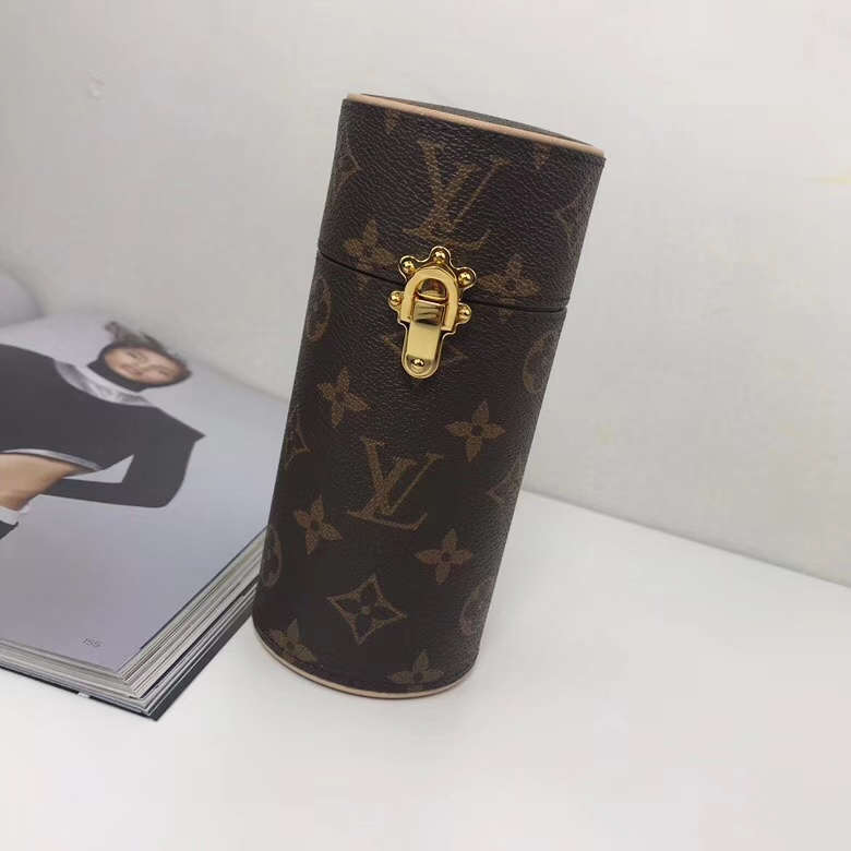 Louis Vuitton Monogram canvas 200ML Fragrance Travel Case LS0154