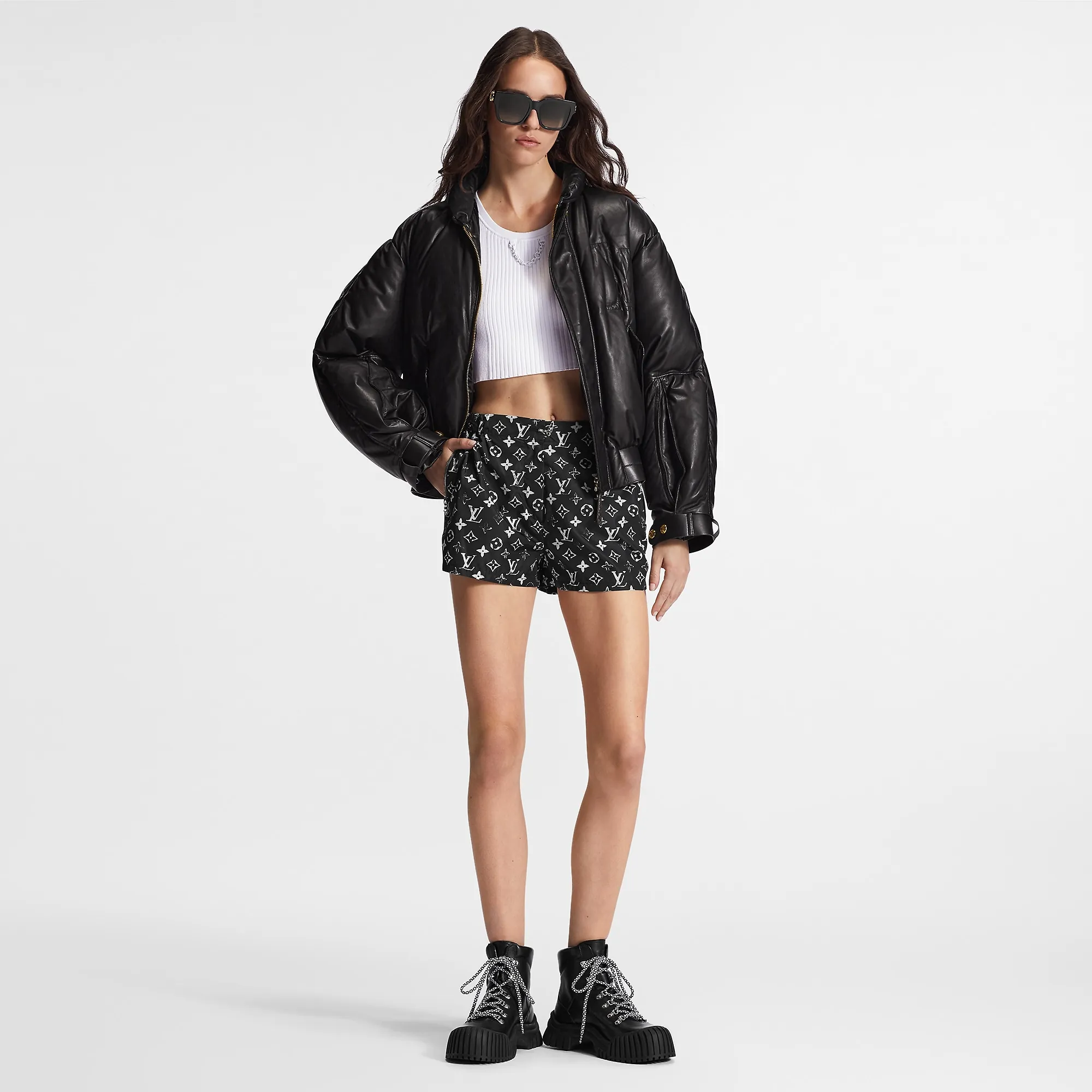 Louis Vuitton Stencil-effect Monogram Shorts - Women - Ready-to-Wear 1A5TSP