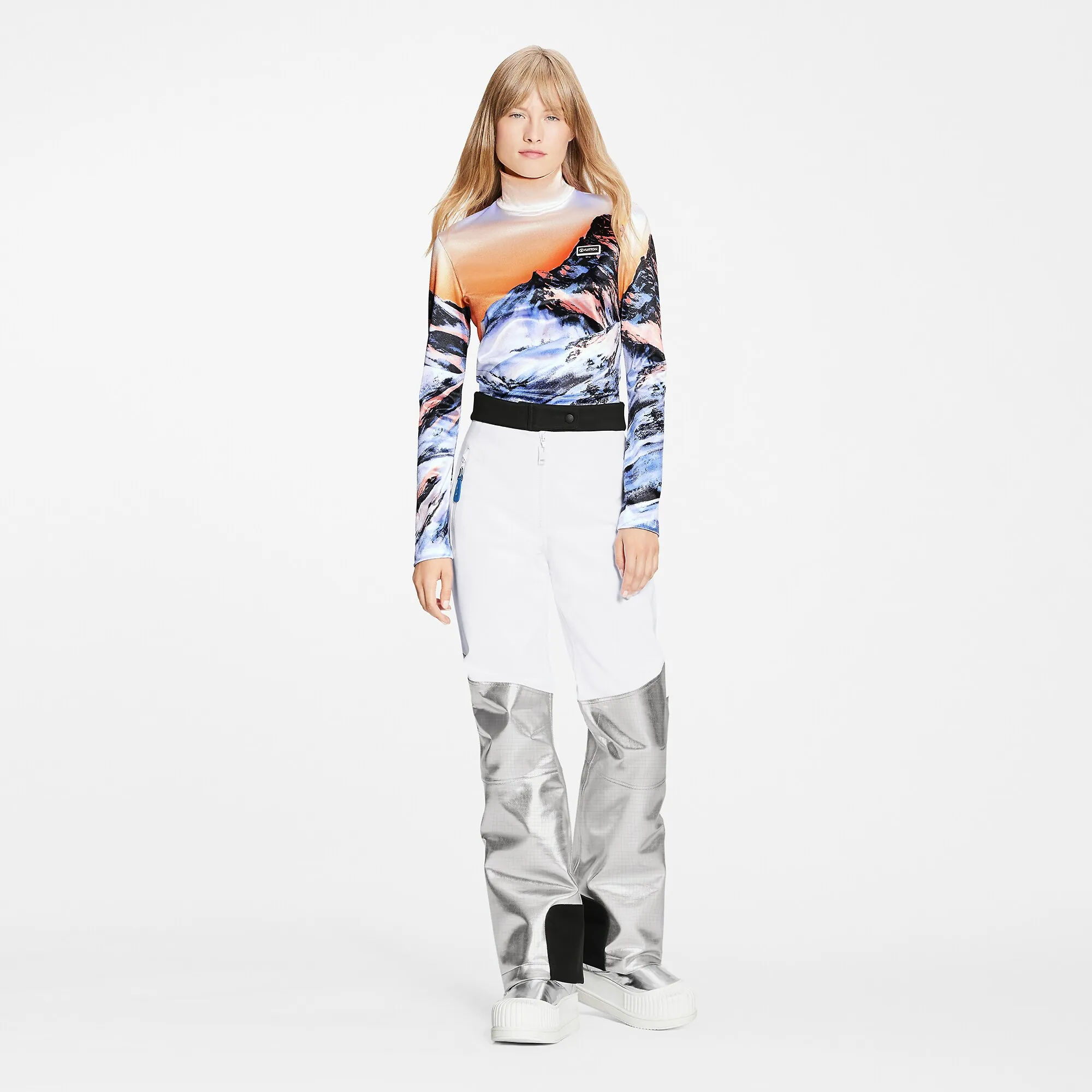 Louis Vuitton Sunset Mountain Turtleneck Top - Women - Ready-to-Wear 1A9NSN