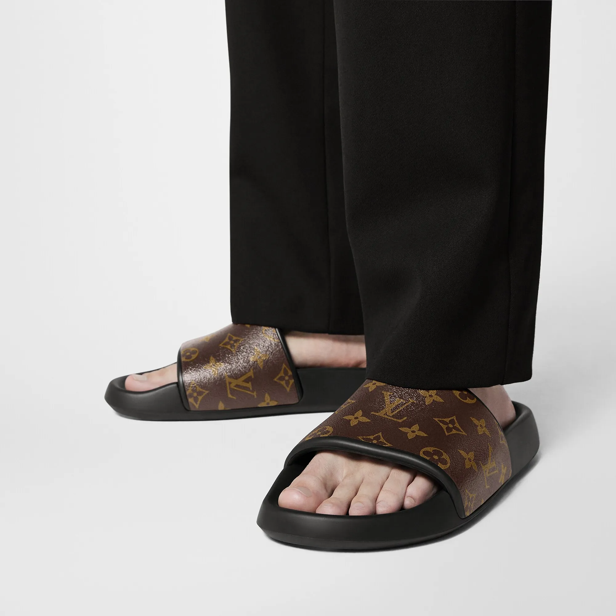 Louis Vuitton Waterfront Mule - Men - Shoes 1AANNX Macassar