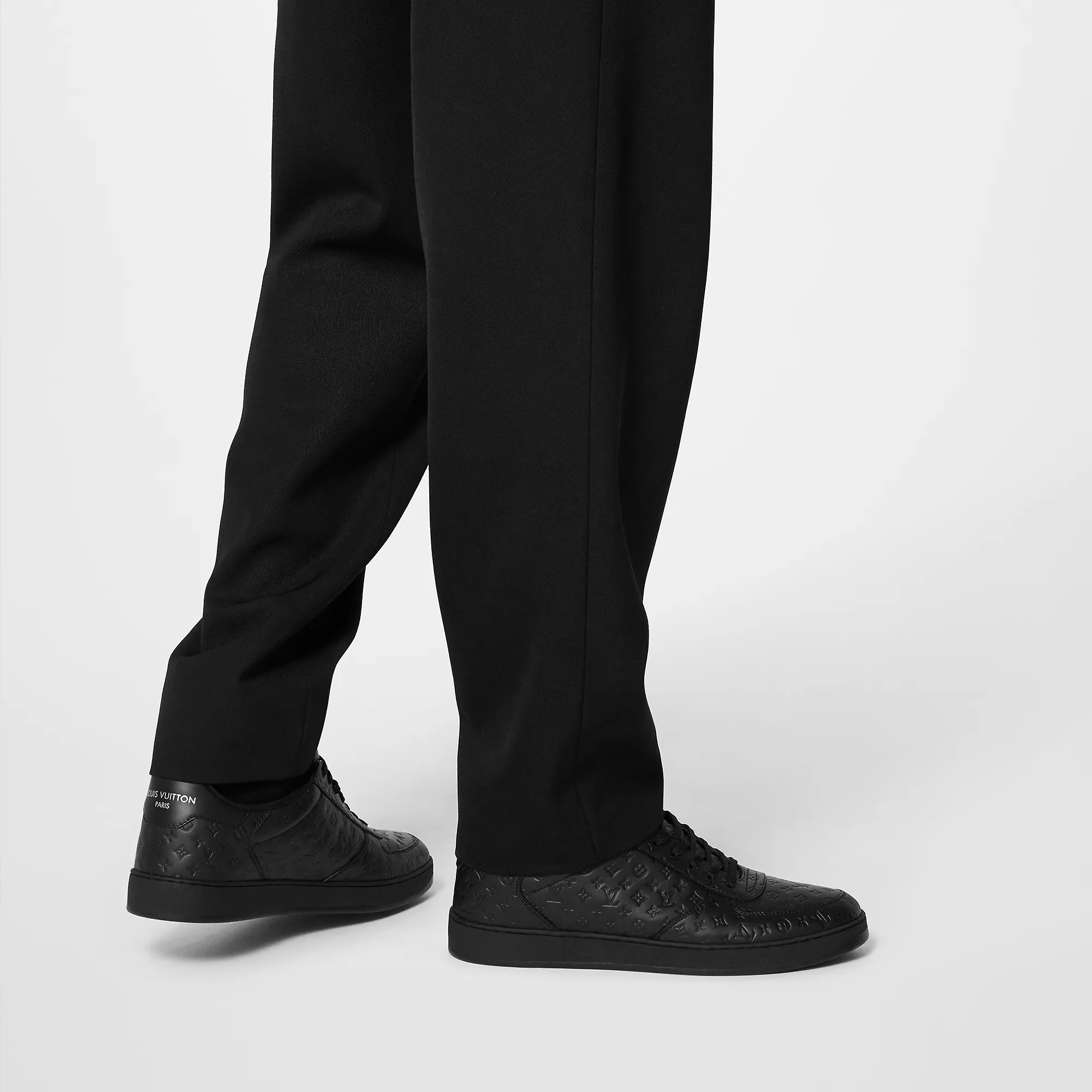 Louis Vuitton Rivoli Sneaker - Men - Shoes 1AARHZ Black