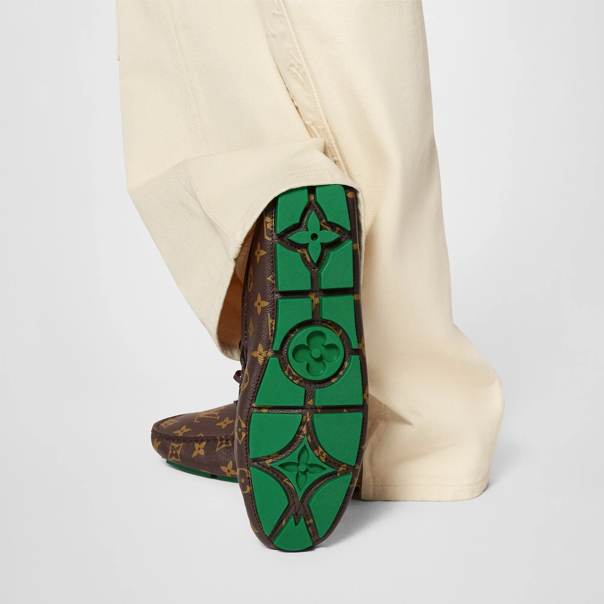 Louis Vuitton LV Driver Moccasin - Men - Shoes 1AARST