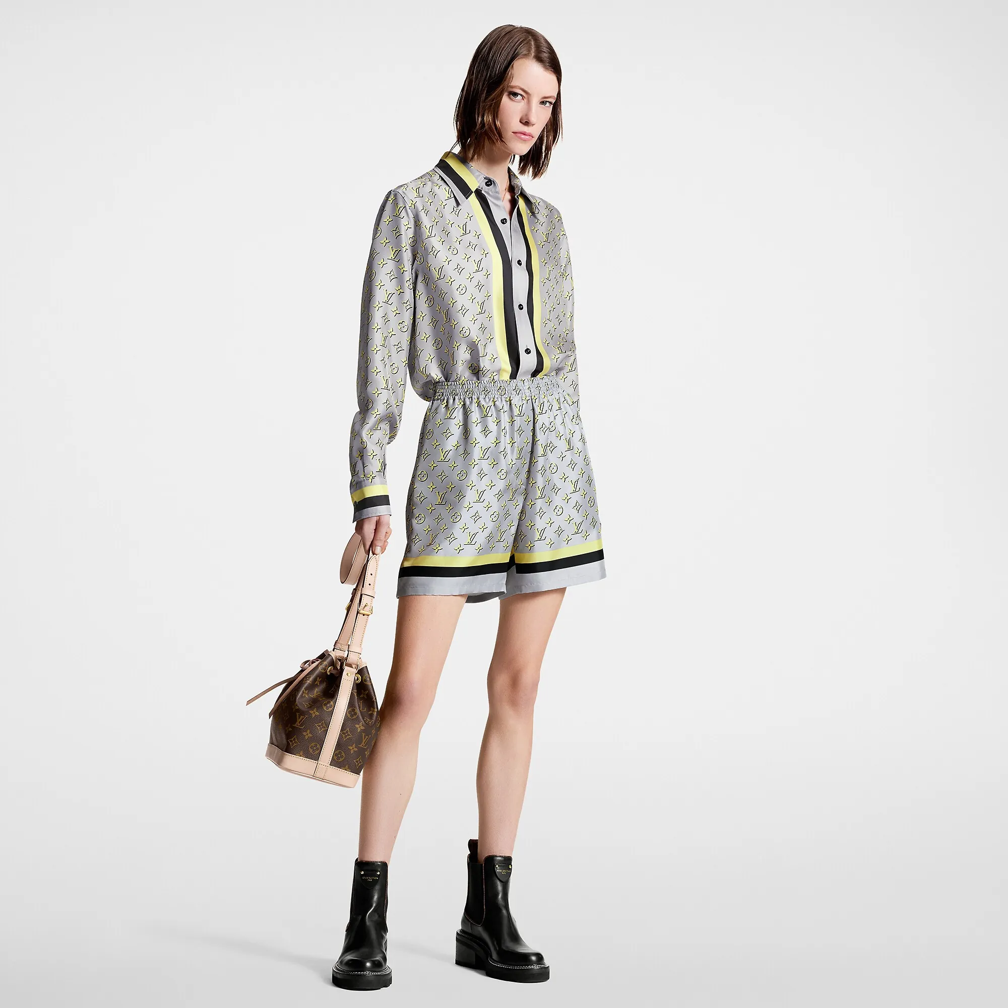 Louis Vuitton 3D Monogram Stripe Accent Pajama Shorts - Women - Ready-to-Wear 1ABSZJ Grey