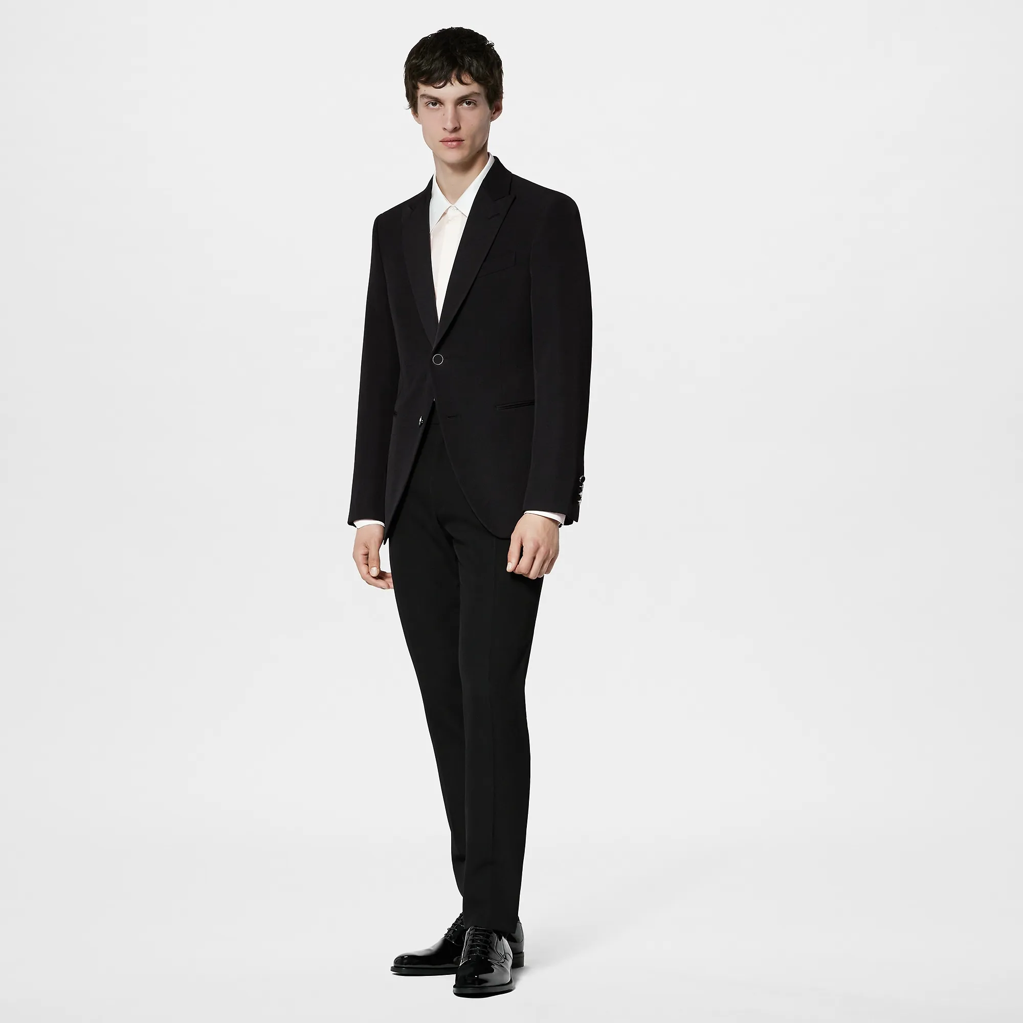 Louis Vuitton Single-Breasted Wool Tuxedo Cut Away Jacket - Men - Ready-to-Wear 1ABWCK