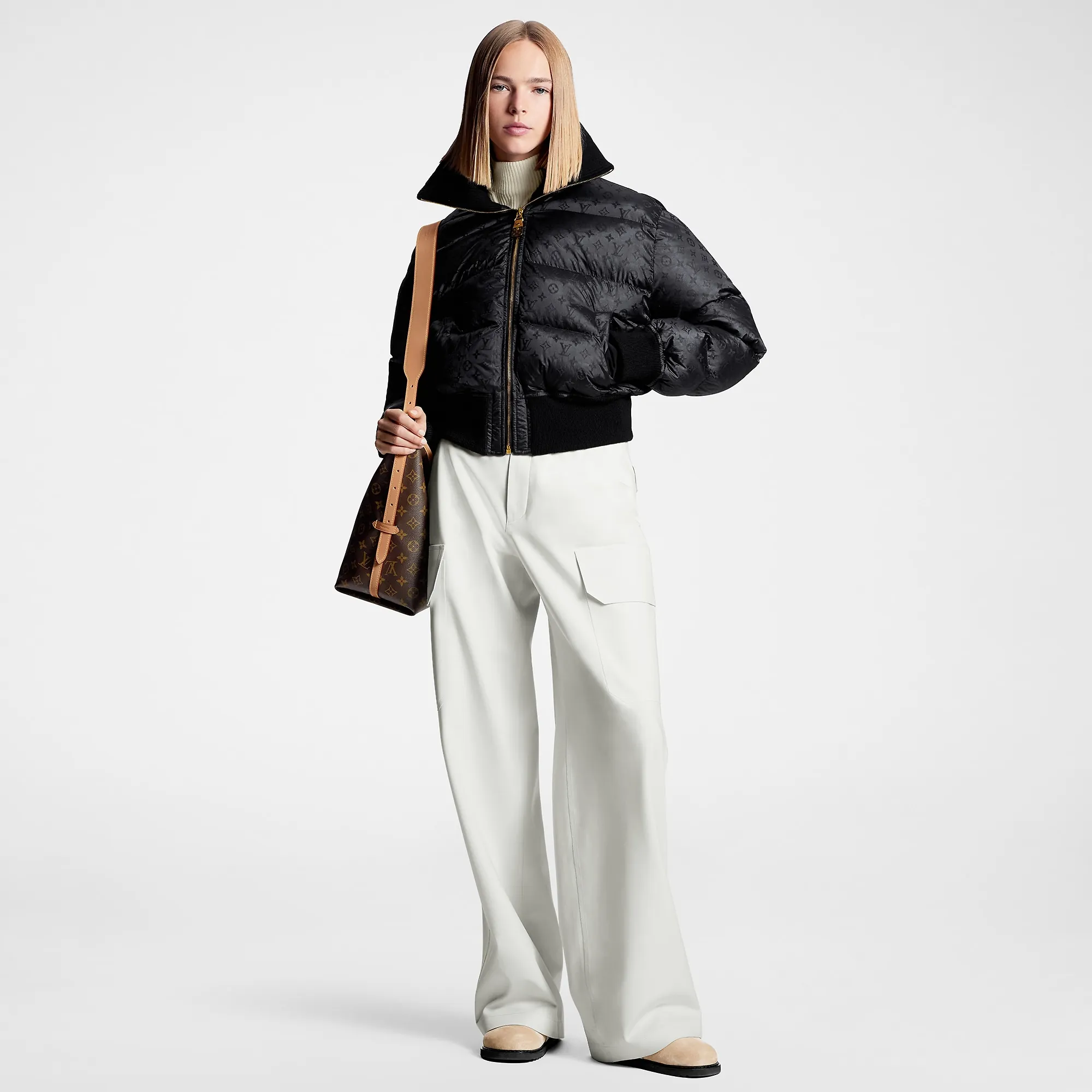 Louis Vuitton Cropped Monogram Puffer Jacket - Women - Ready-to-Wear 1AC0OM Black