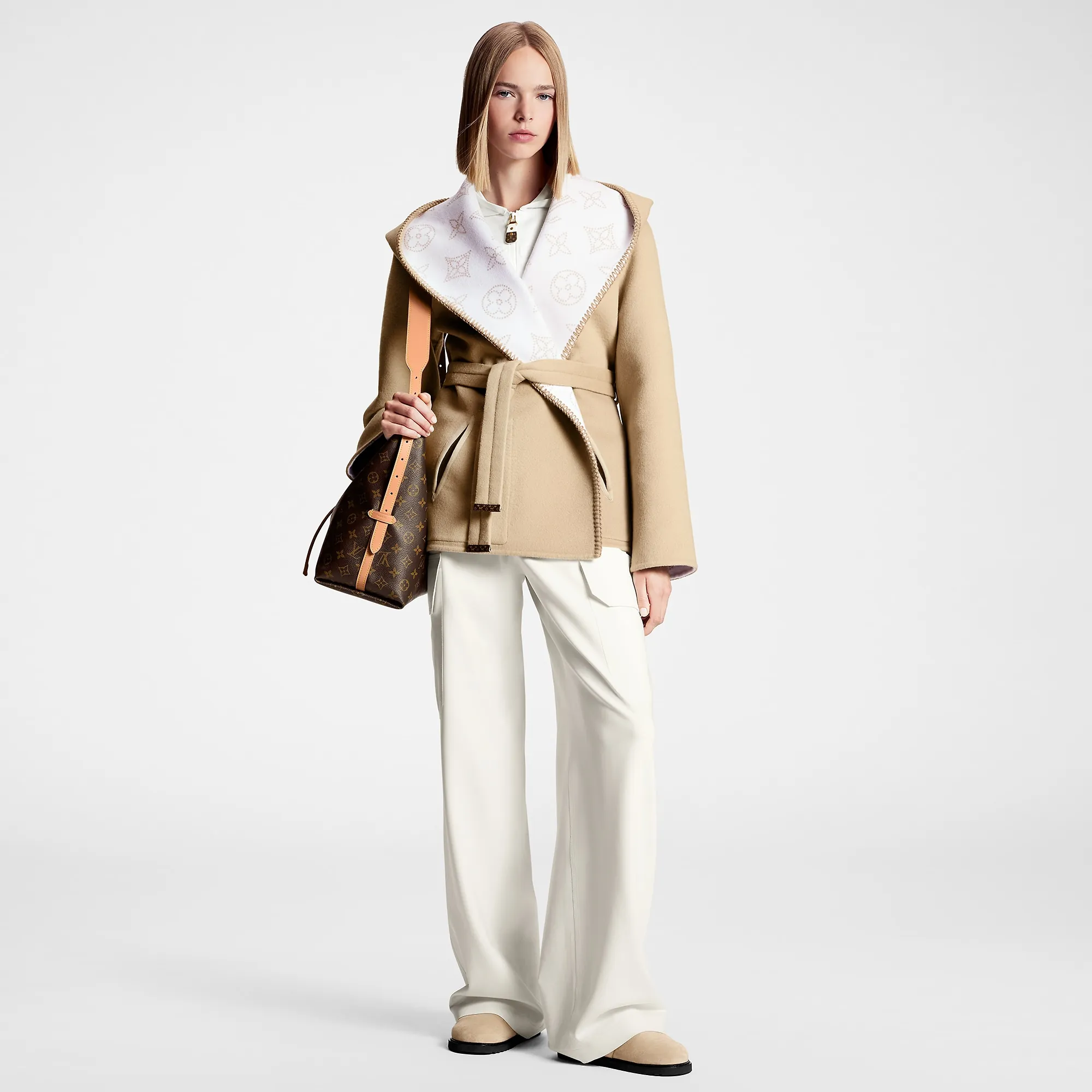 Louis Vuitton Reversible Signature Short Hooded Wrap Coat - Women - Ready-to-Wear 1AC0UJ Beige