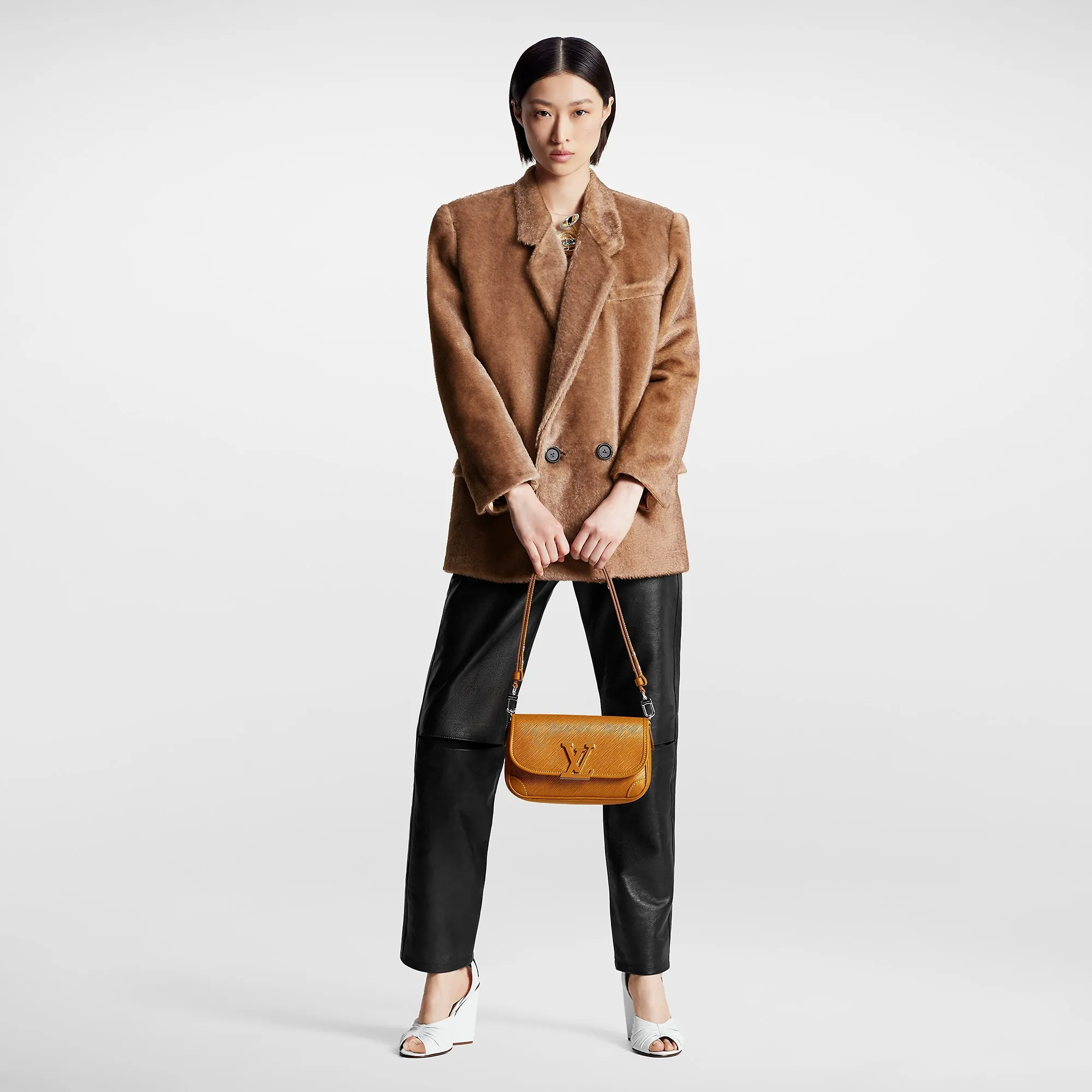 Louis Vuitton Faux Fur Double-Breasted Blazer - Women - Ready-to-Wear 1AC2S7