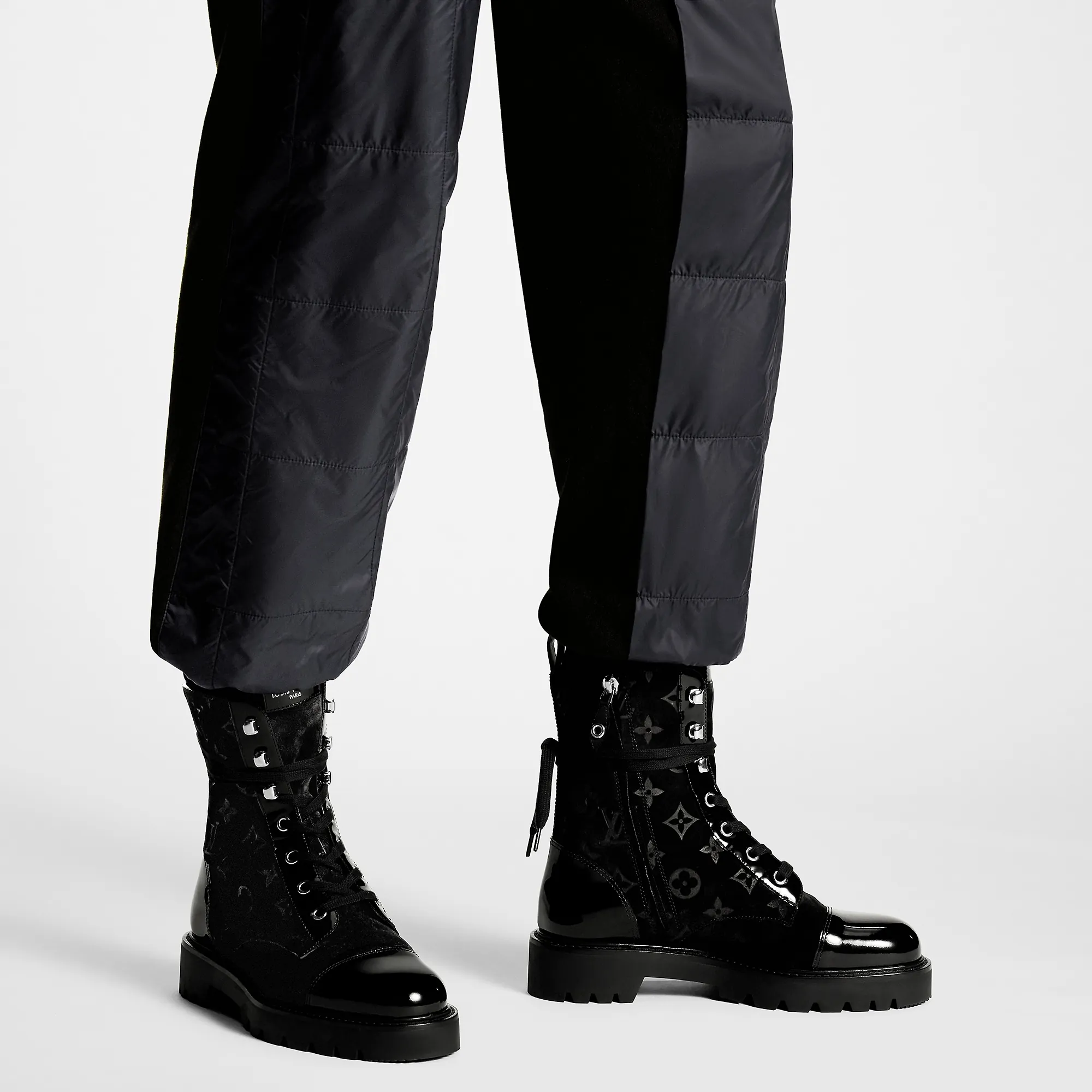 Louis Vuitton Territory Flat Ranger - Women - Shoes 1AC6CQ Black