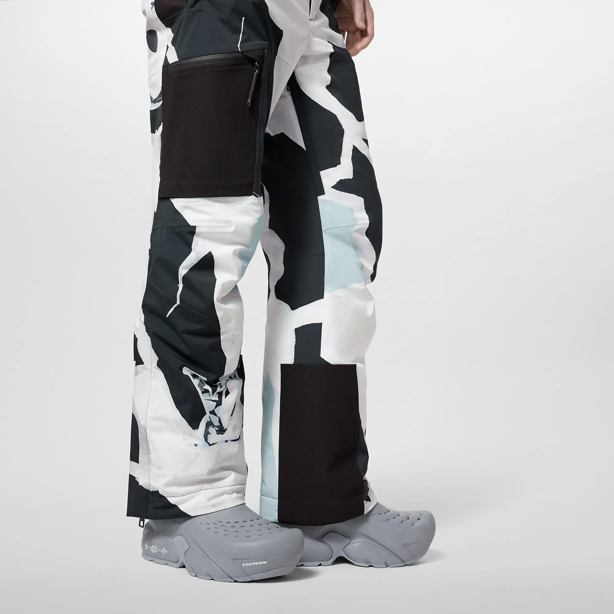 Louis Vuitton LV Shark Clog - Men - Shoes 1ACEXL Grey