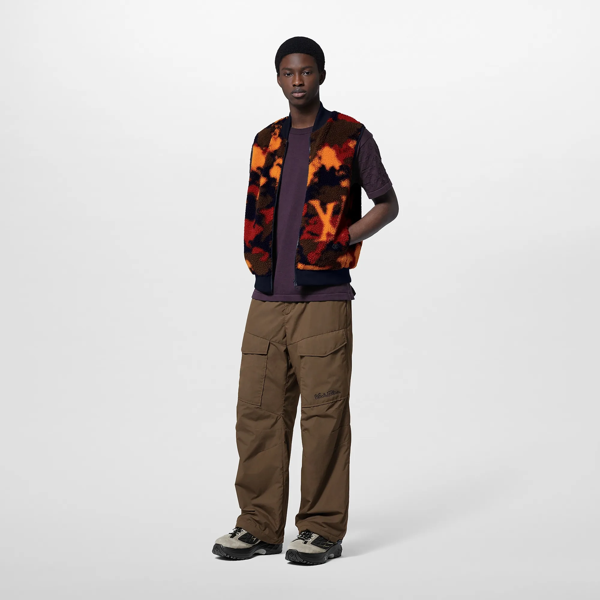 Louis Vuitton Technical Cargo Jogpants - Men - Ready-to-Wear 1AFAS3