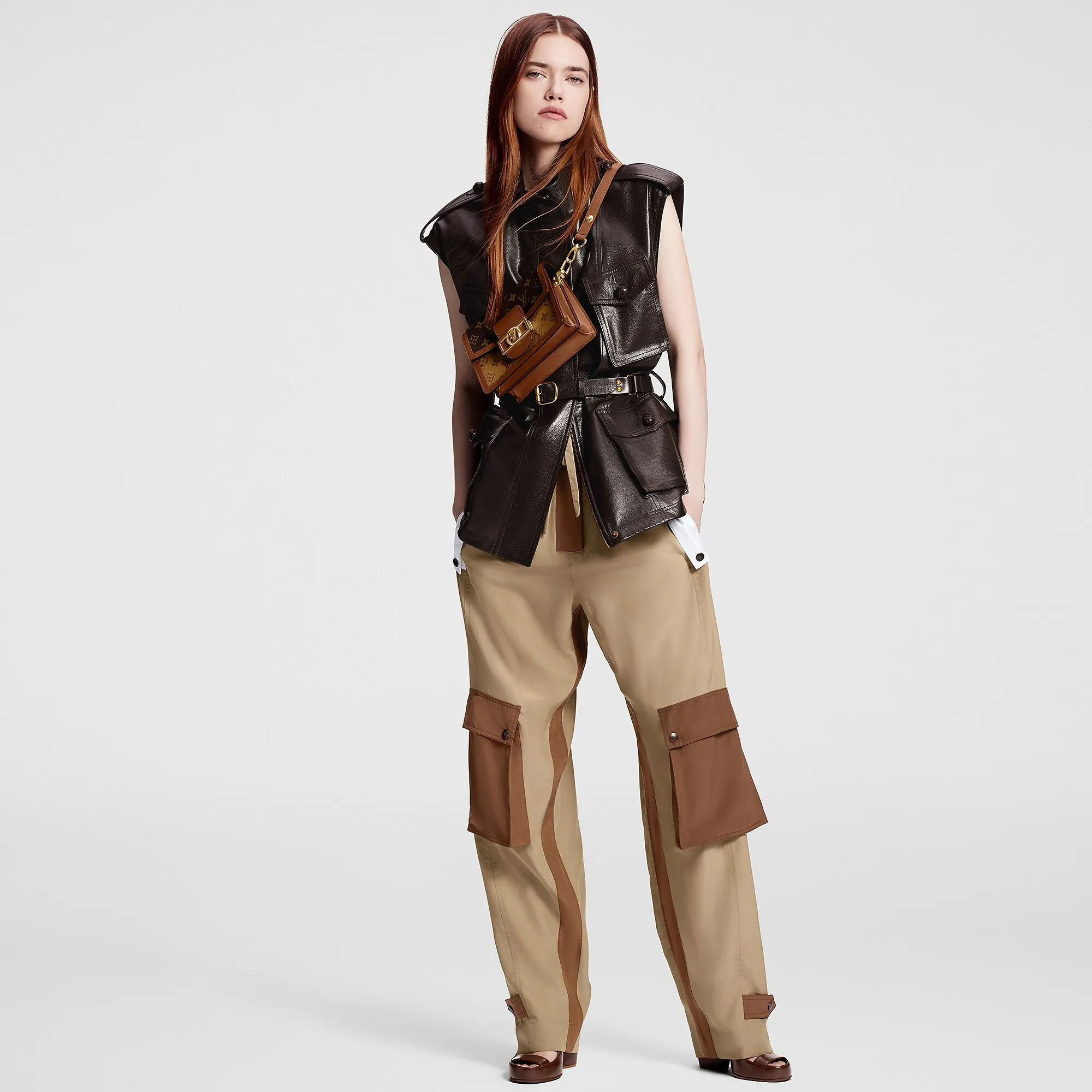 Louis Vuitton Color - Blocked Cargo Pants - Women - Ready - to - Wear 1AFDWY Beige