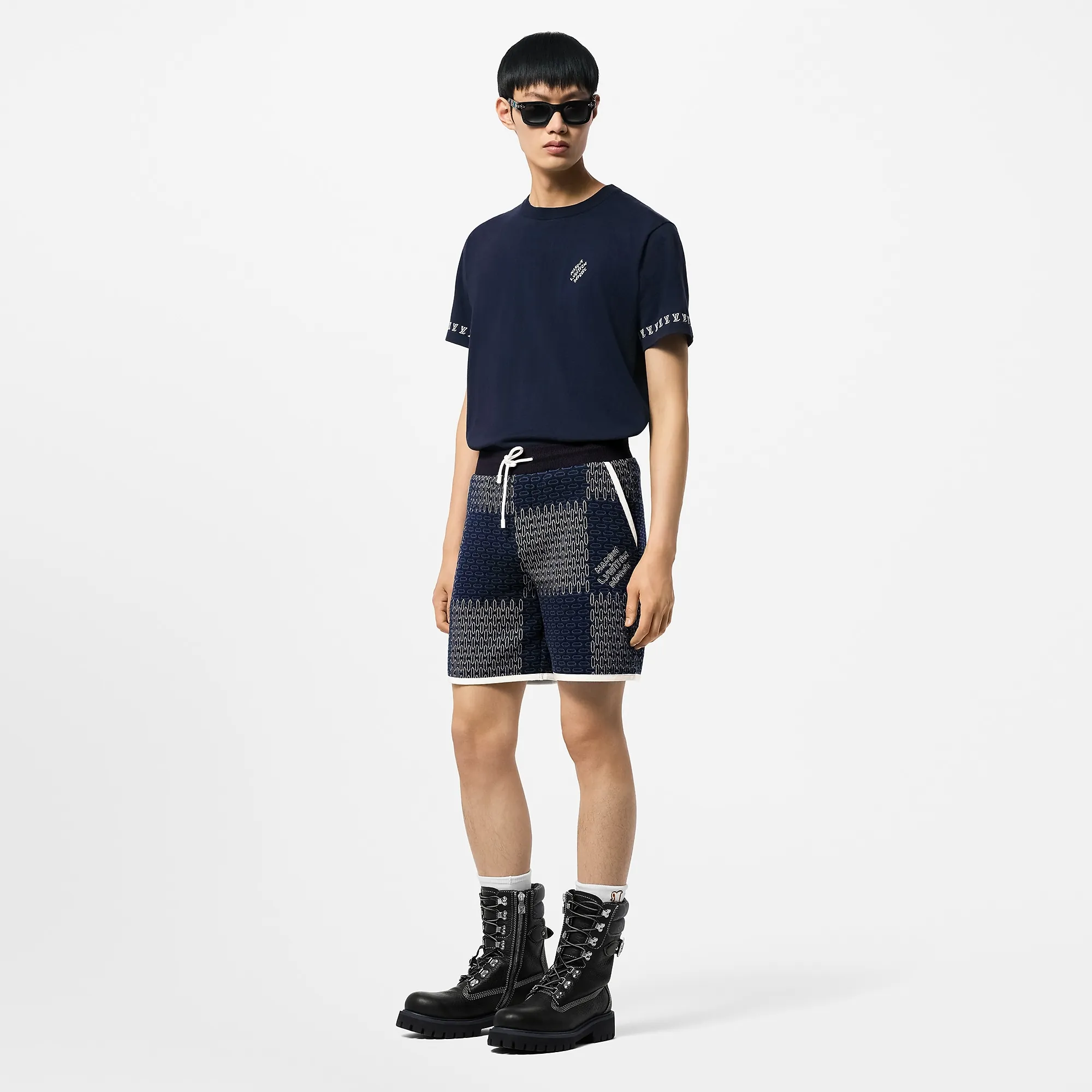 Louis Vuitton Signature Short - Sleeved Crewneck - Women - Ready - to - Wear 1AFXJN Navy Blue