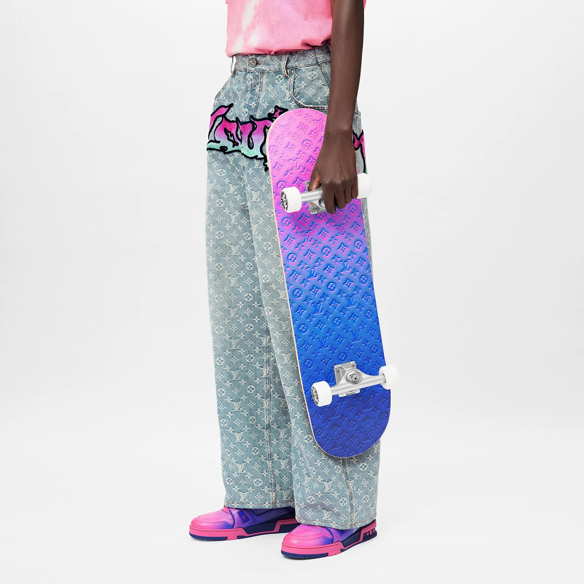 Louis Vuitton Illusion MNG Skateboard - Art of Living - Sports and Lifestyle GI0740