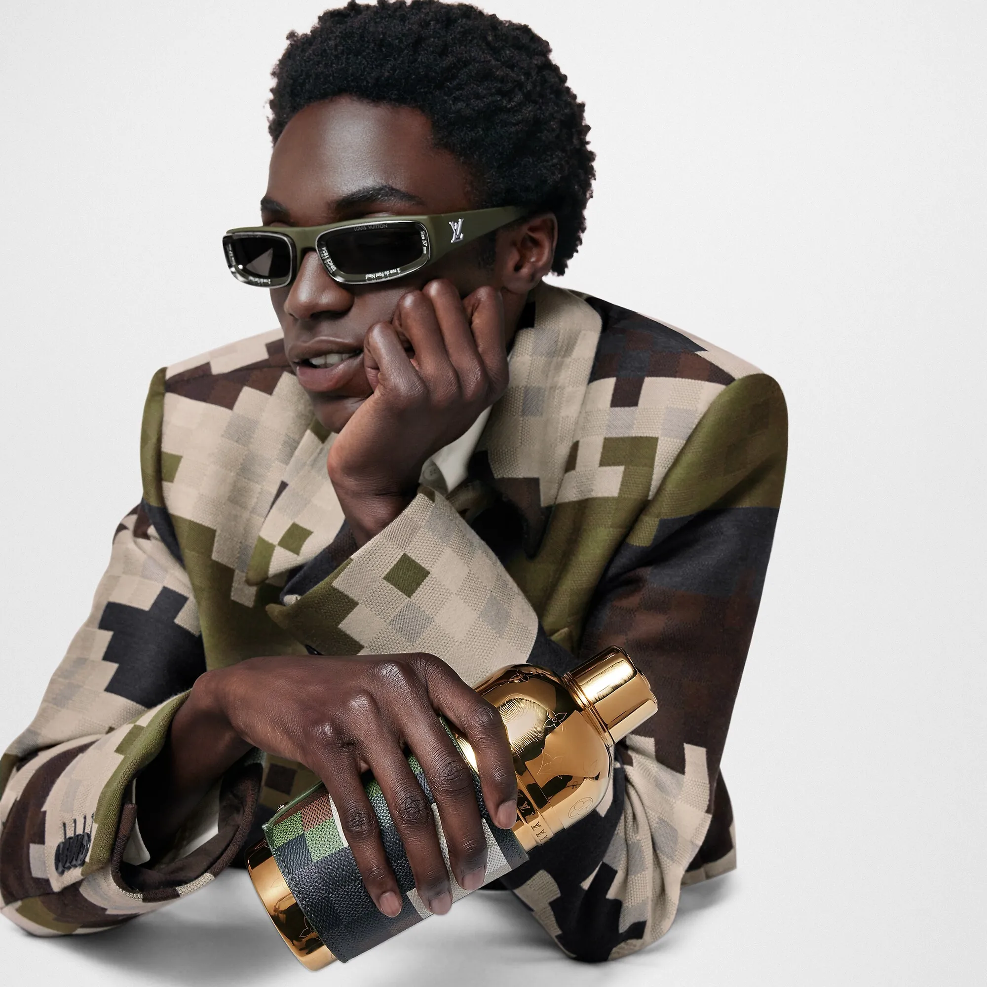 Louis Vuitton James Shaker Gold Steel - New - For Men GI0991 Khaki