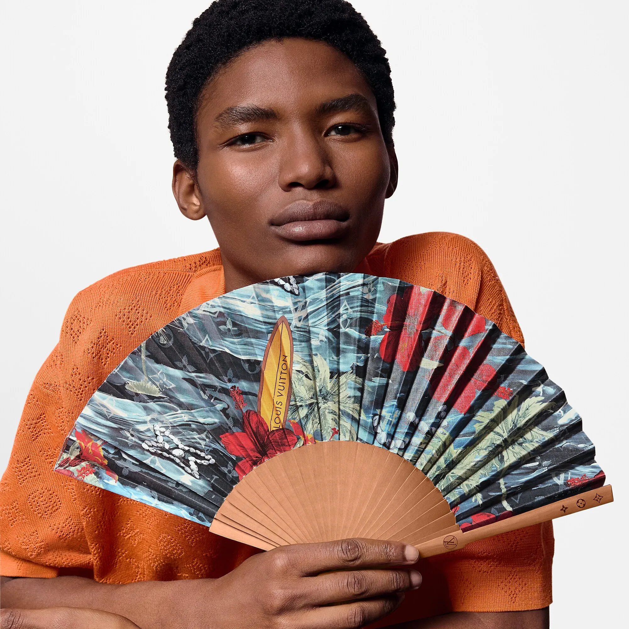 Louis Vuitton Fan - Art of Living - Sports and Lifestyle GI1036