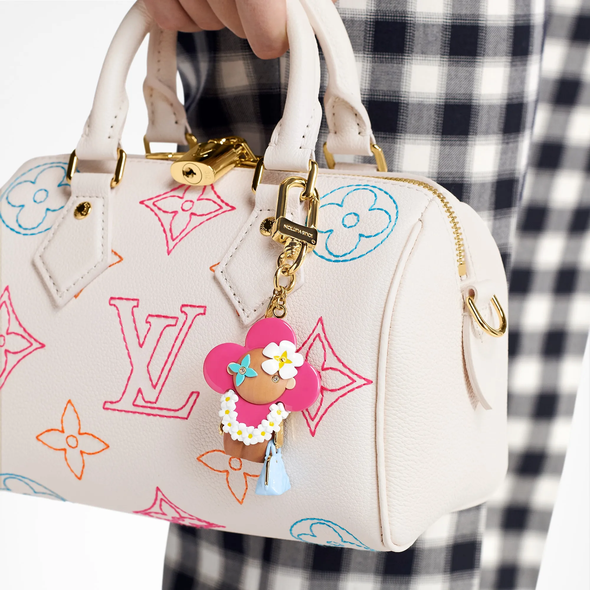 Louis Vuitton Vivienne Hawaii Bag Charm S00 - Women - Accessories M01362