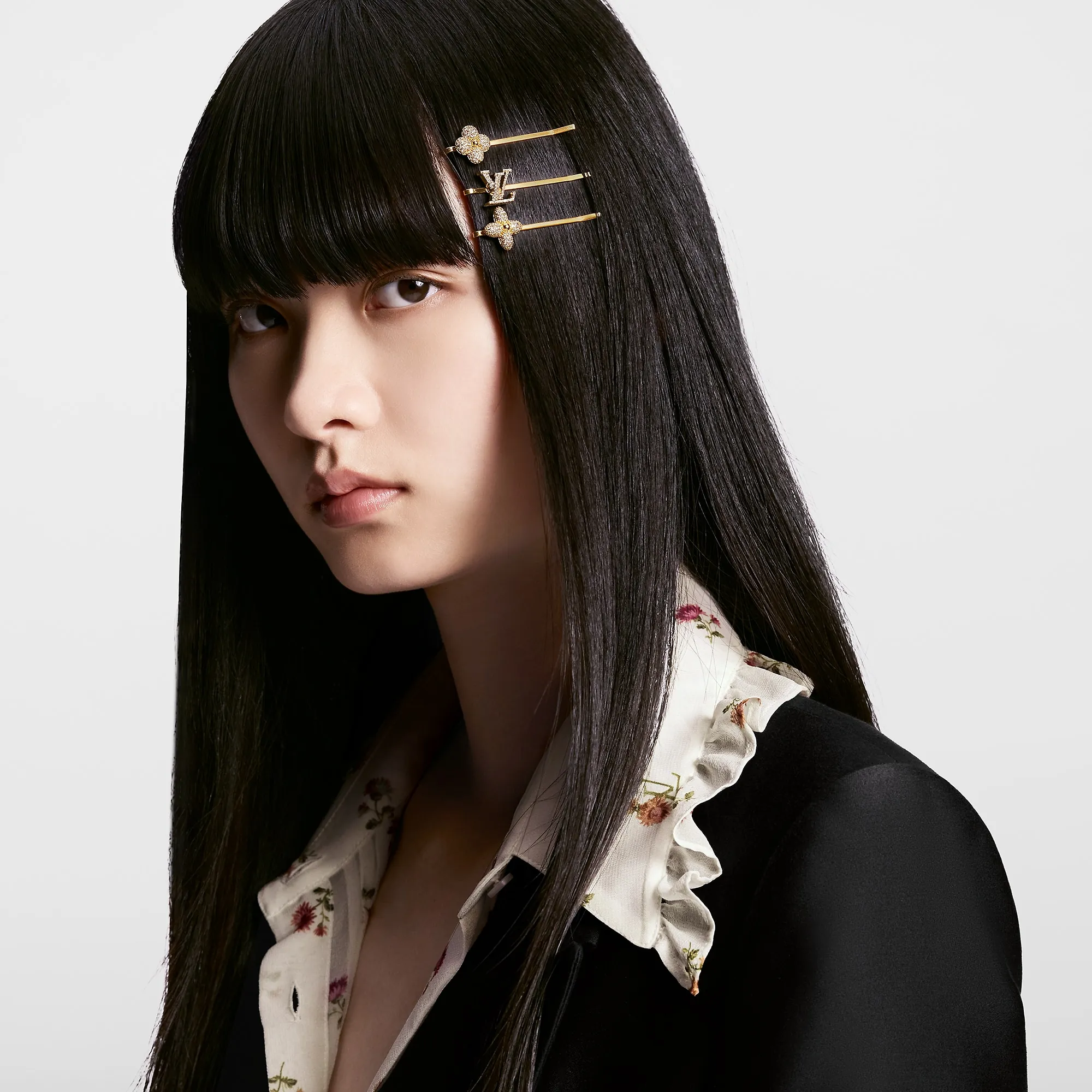 Louis Vuitton Louisa Hairclip S00 - Women - Accessories M01672