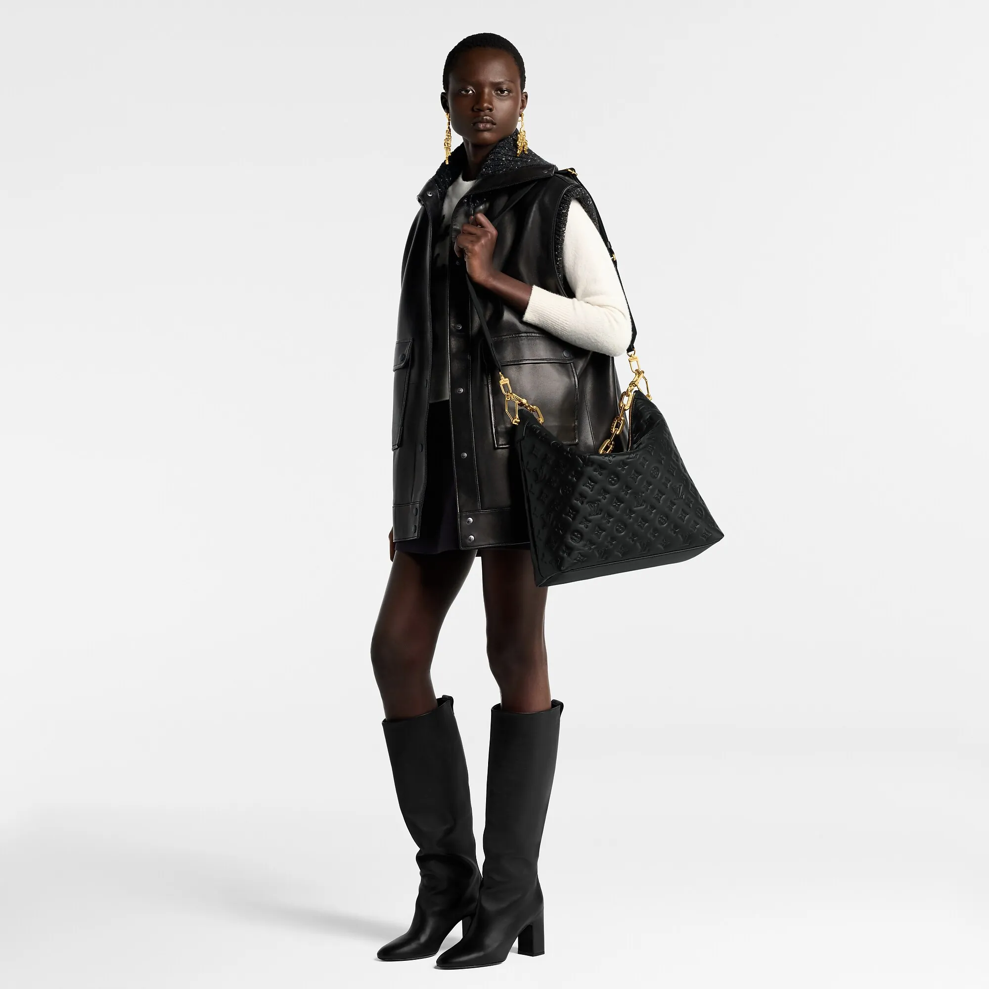 Louis Vuitton Coussin Hobo MM Coussin - Bags and Small Leather Goods - Women's Bags M12068 Black