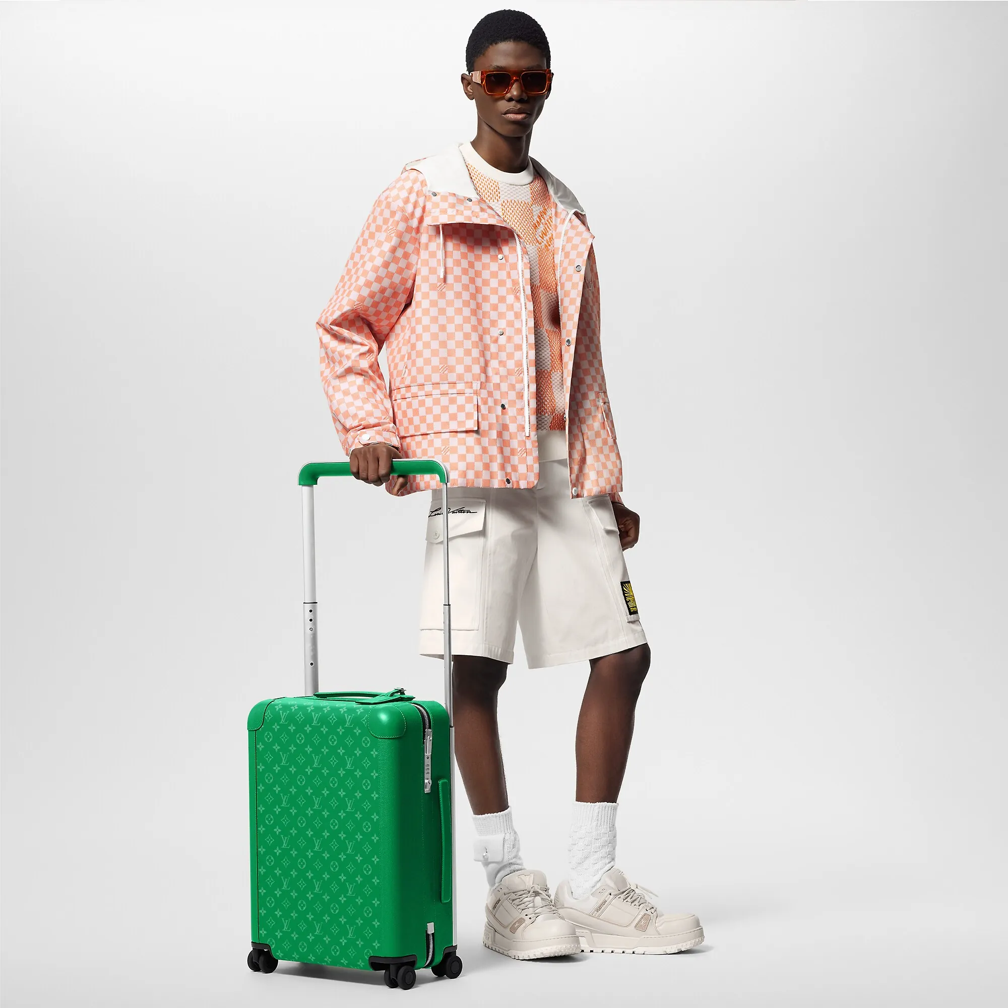 Louis Vuitton Horizon 55 Taigarama - Men - Travel M31043