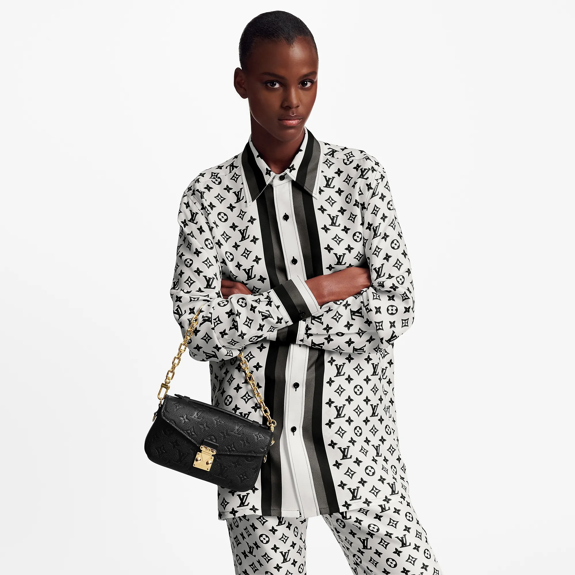 Louis Vuitton Pochette Métis East West Monogram Empreinte Leather - Women - Handbags M46595 Black Louis Vuitton Pochette Métis East West Monogram Empreinte Leather - Women - Handbags M46595 Black