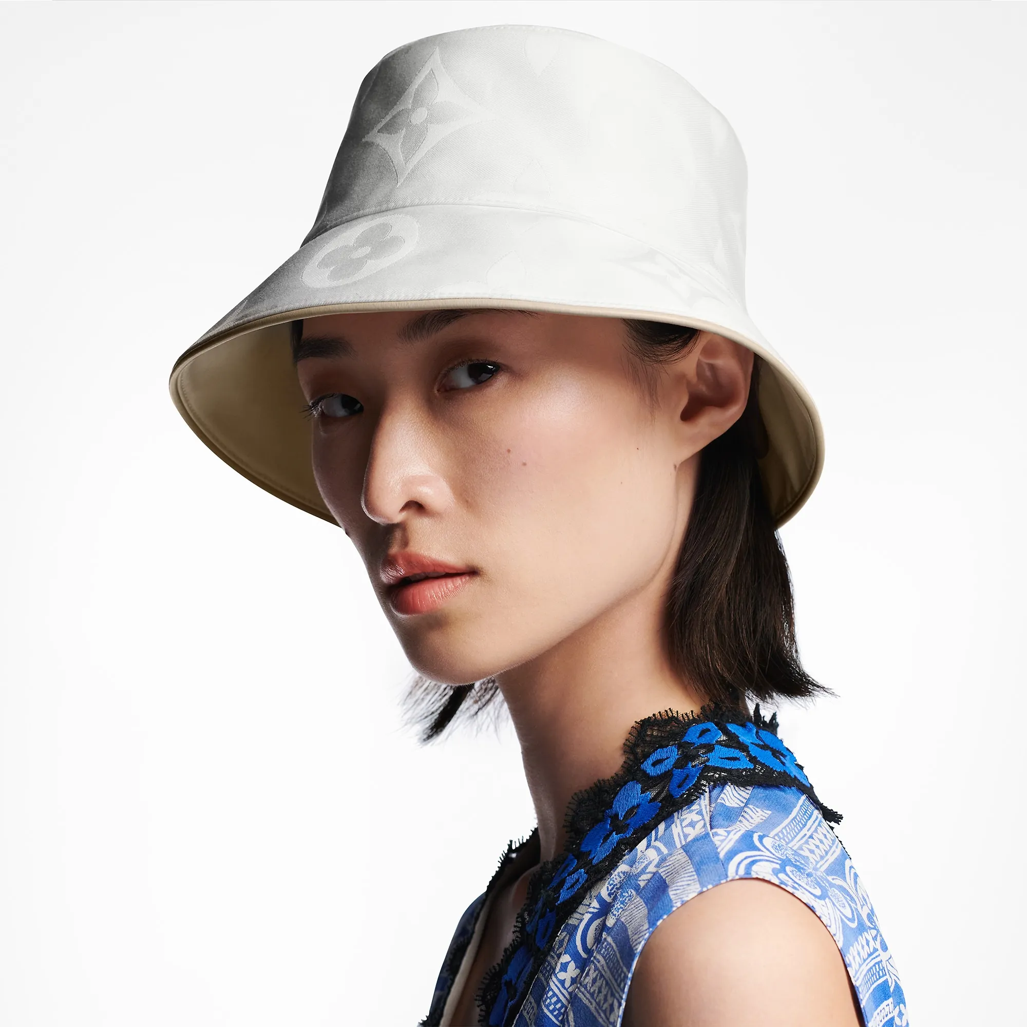 Louis Vuitton Dailygram Bucket Hat S00 - Women - Accessories M7163S White