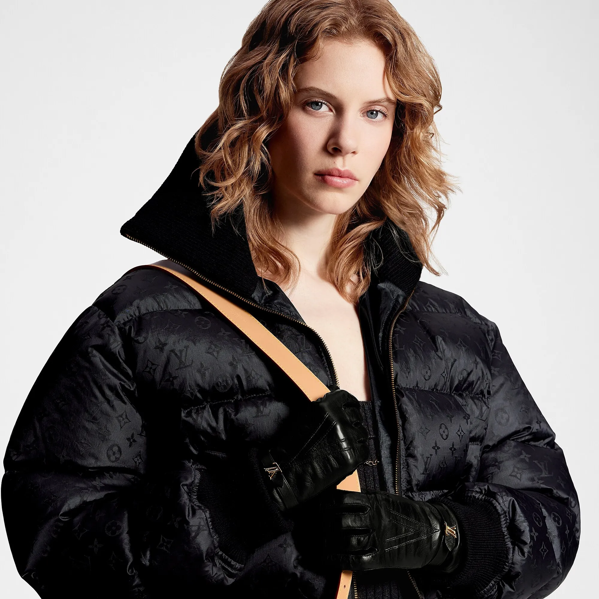 Louis Vuitton Lady V Gloves S00 - Women - Accessories M7211F Black