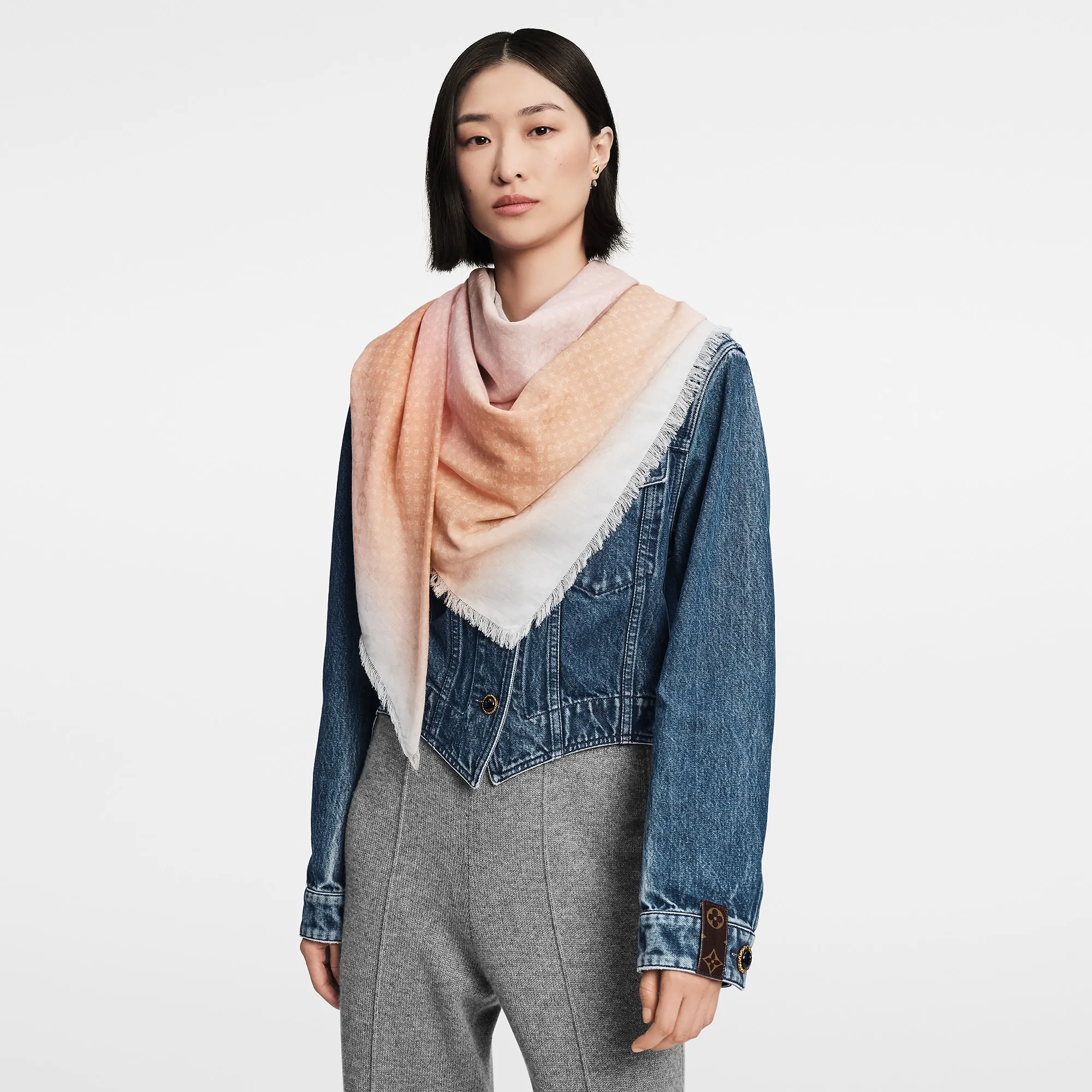 Louis Vuitton Monogram Sunrise Shawl S00 - Women - Accessories M77643 Pink