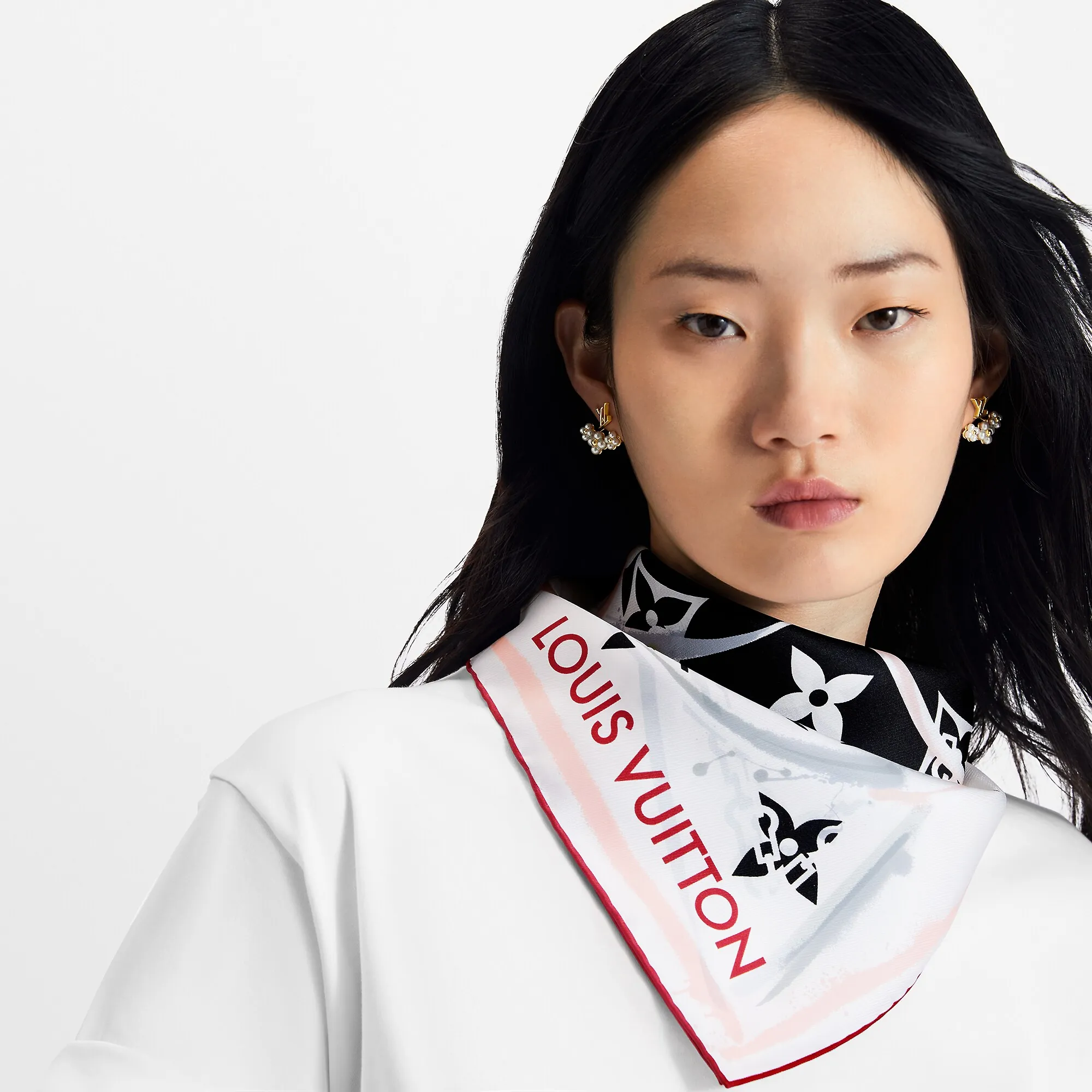 Louis Vuitton Arty Ultimate Square 70 S00 - Women - Accessories M78077 Louis Vuitton Arty Ultimate Square 70 S00 - Women - Accessories M78077