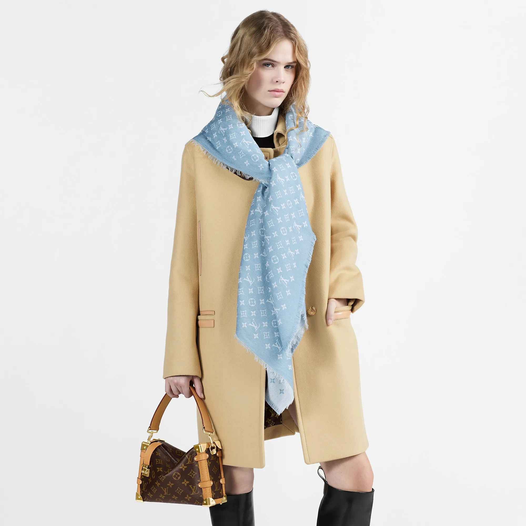 Louis Vuitton My Daily Denim Shawl S00 - Women - Accessories M78183 Bleu Denim