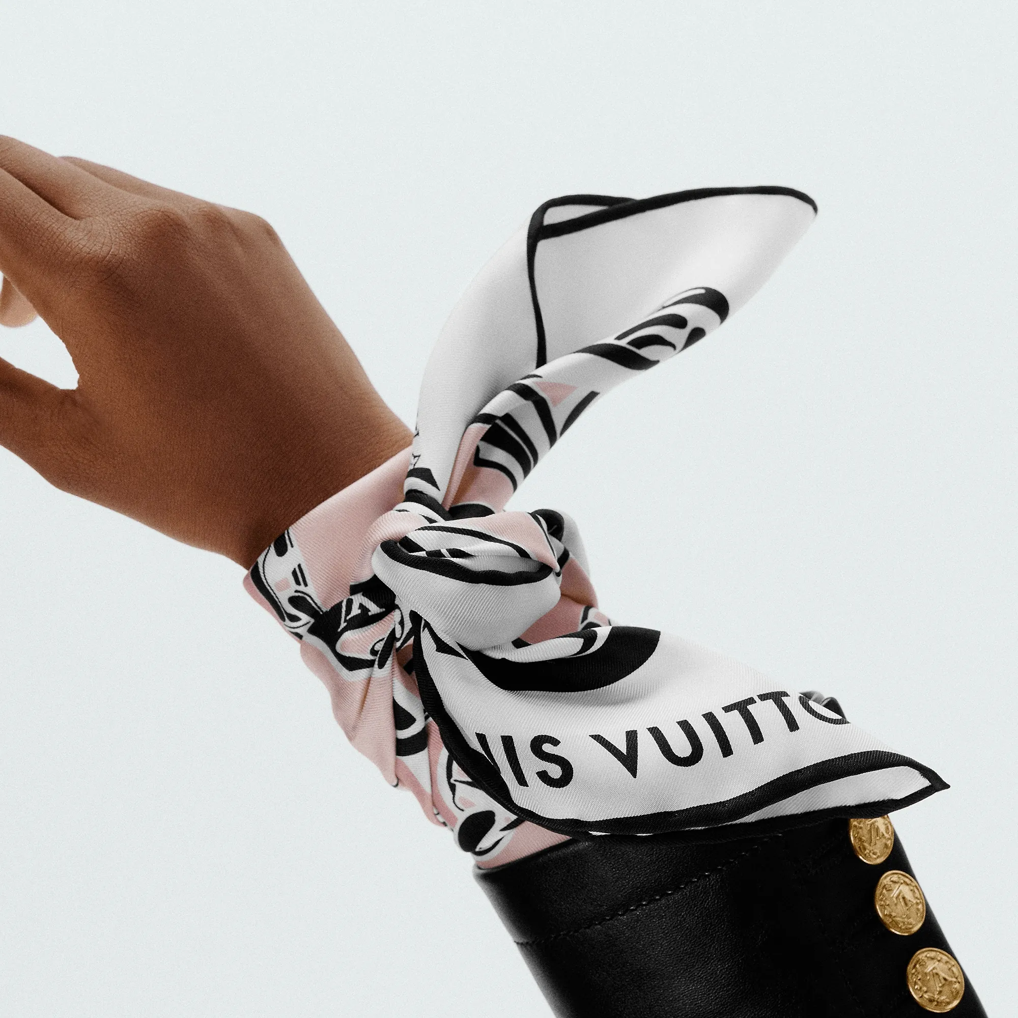 Louis Vuitton Bejewelled Square 70 S00 - Women - Accessories M78329 Black