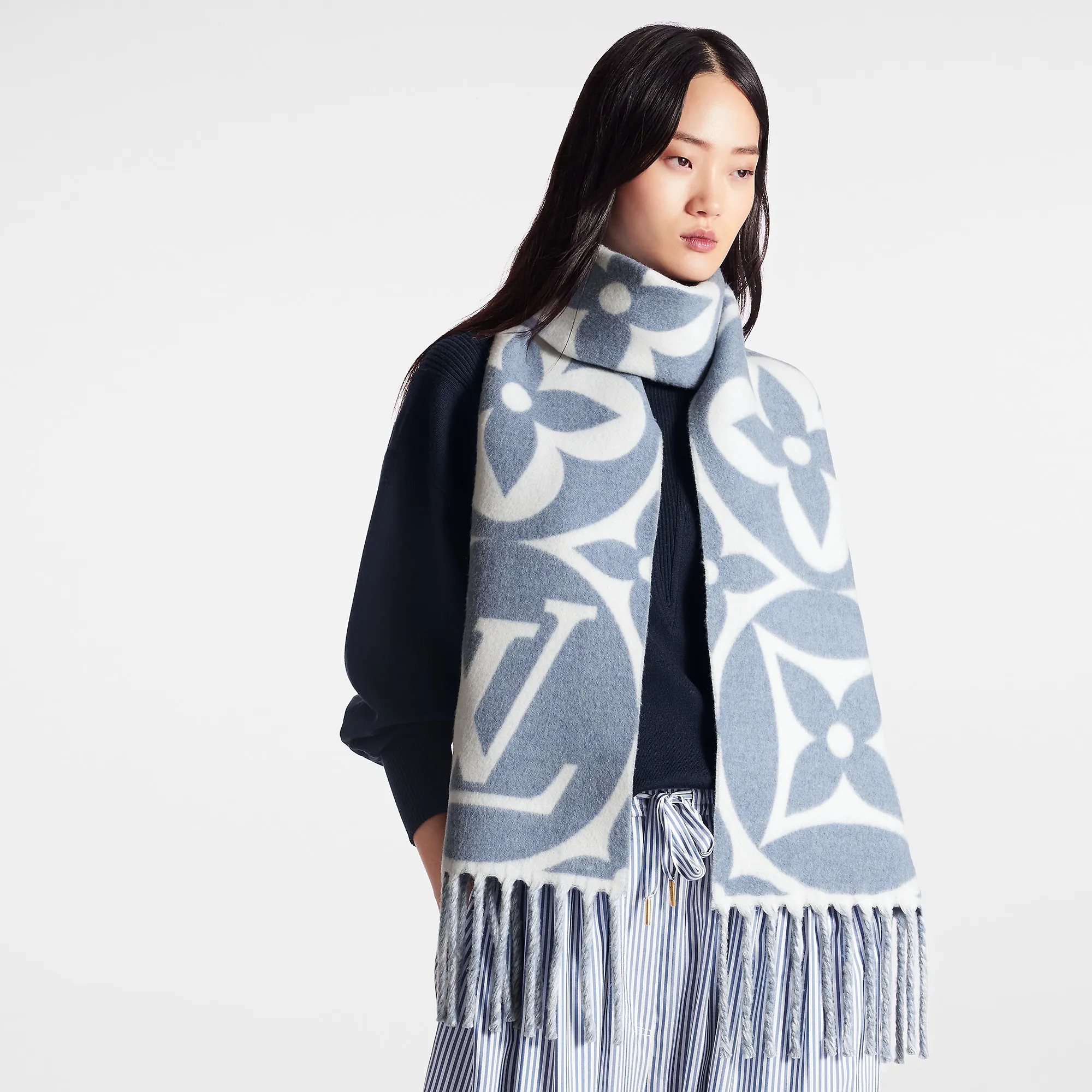 Louis Vuitton LV Medallion Scarf S00 - Women - Accessories M79214 Blue