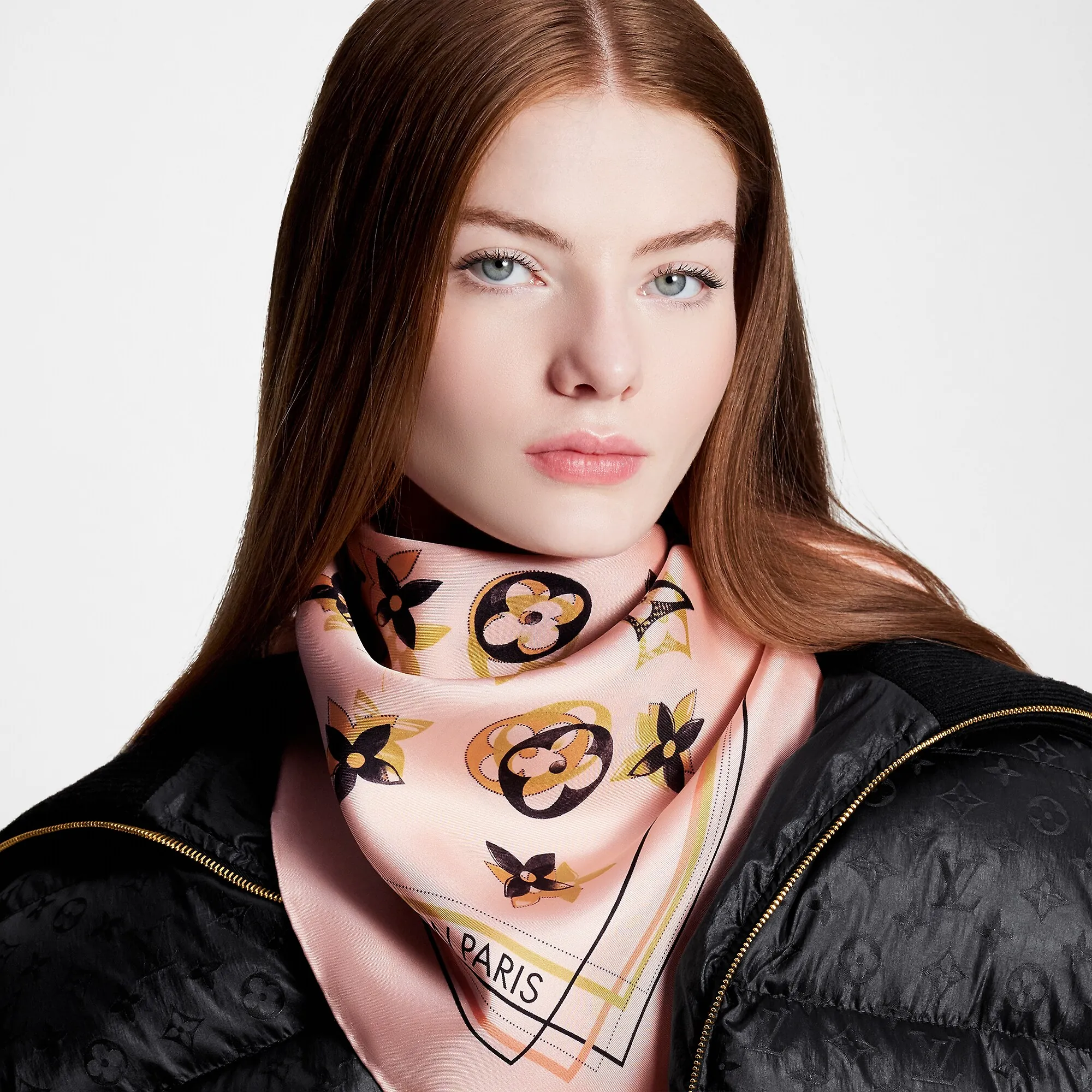 Louis Vuitton Graphic Monogram Square 90 S00 - Women - Accessories M79267