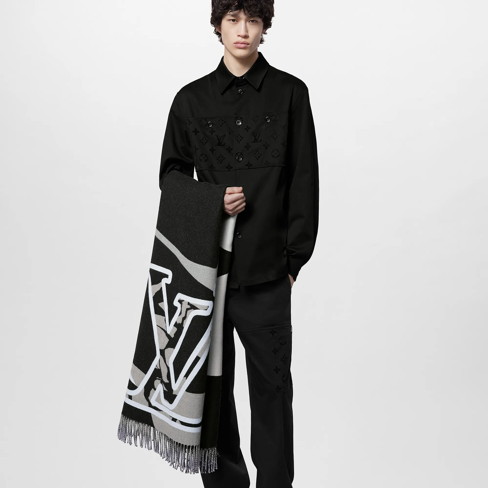 Louis Vuitton LV Ice Blanket S00 - Men - Accessories M79376 Louis Vuitton LV Ice Blanket S00 - Men - Accessories M79376