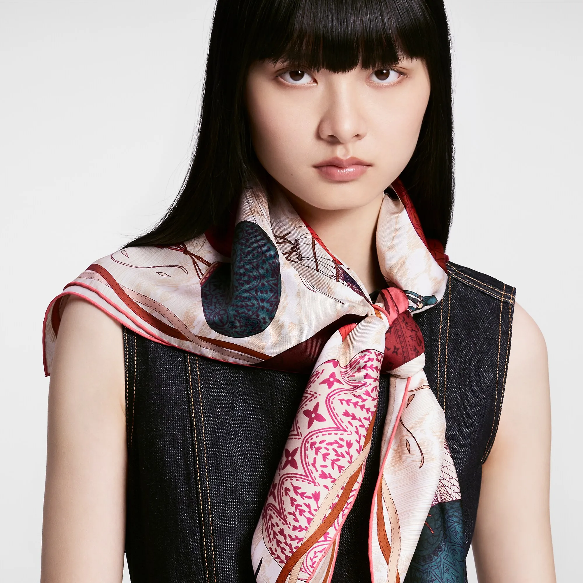 Louis Vuitton Up And Away Square 90 S00 - Women - Accessories M79464 Grenadine