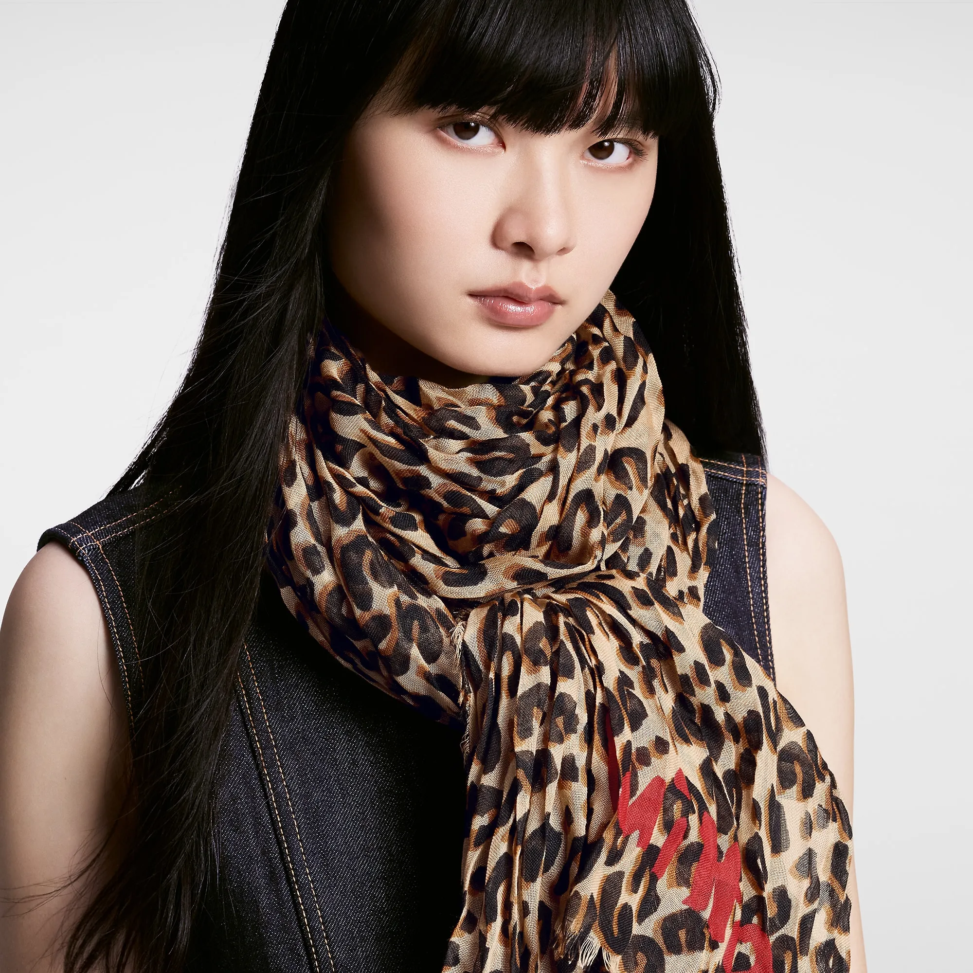 Louis Vuitton Leopard Stole S00 - Women - Accessories M79566 Beige