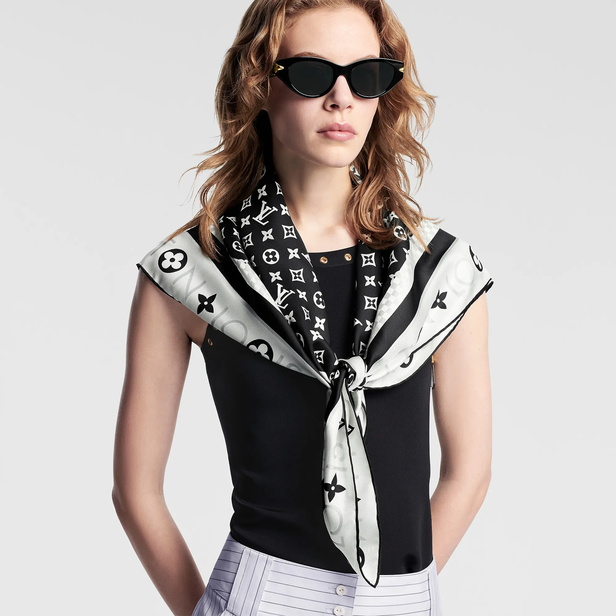 Louis Vuitton Monogram Infinity Square 90 S00 - Women - Accessories M79893 Black