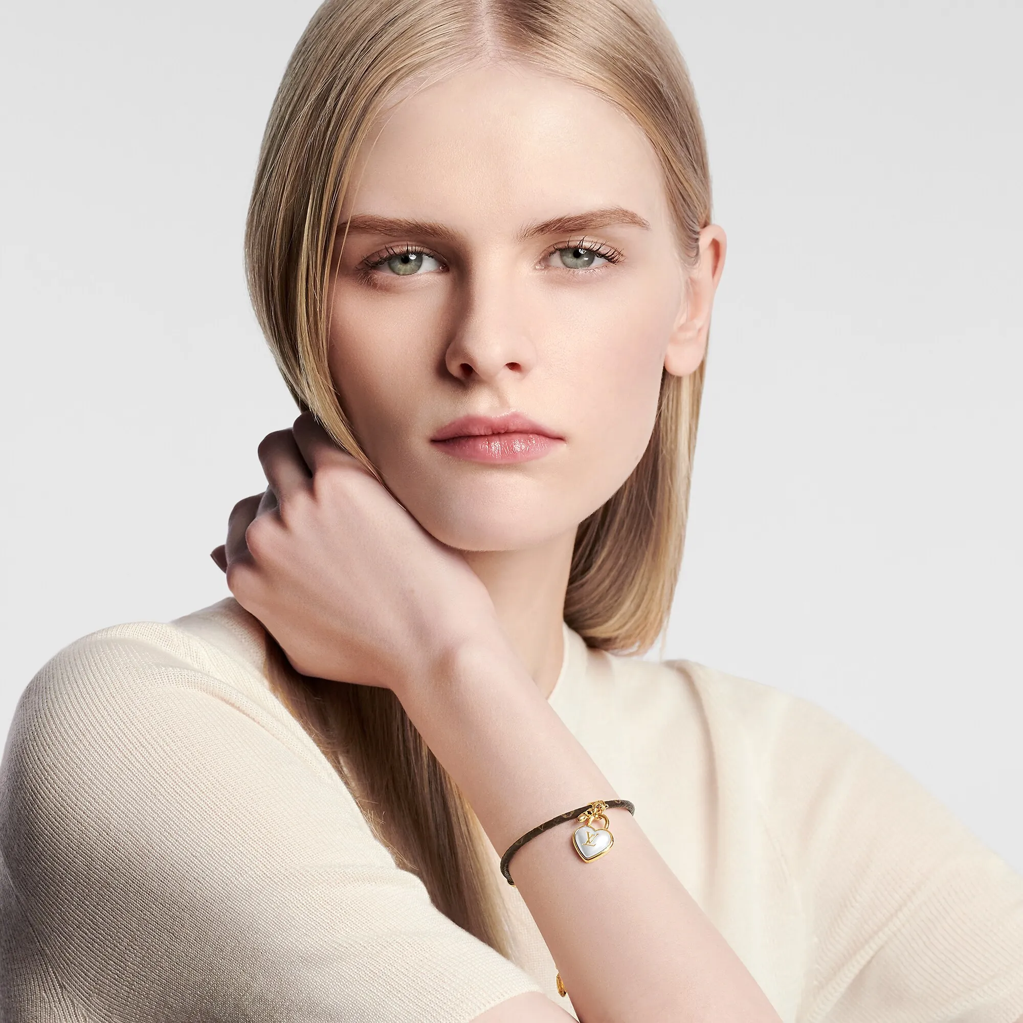 Louis Vuitton Heart Padlock Bracelet Monogram - Women - Fashion Jewelry M8413Z