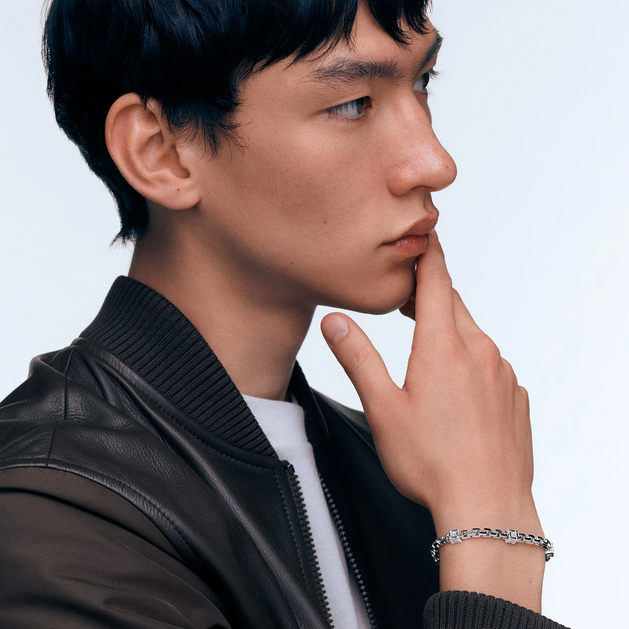 Louis Vuitton Les Gastons Vuitton Trunk Bracelet, White Gold and Diamonds - Jewelry - Categories Q05836