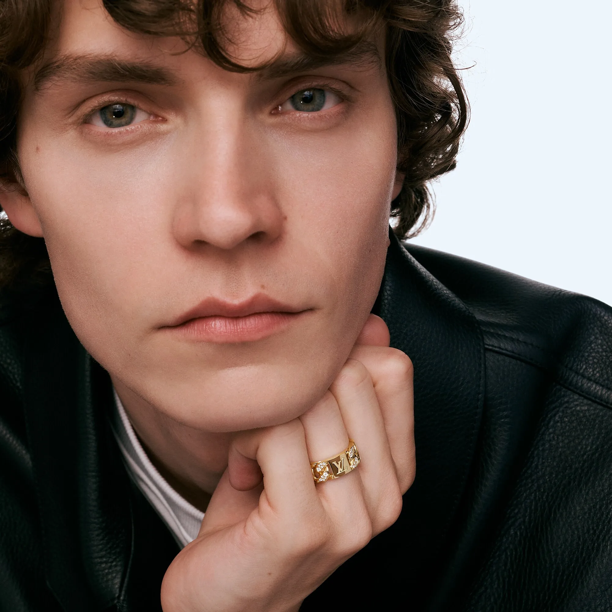 Louis Vuitton Cuban Chain Ring, Yellow Gold and Diamonds - Les Extraordinaires - Jewelry Q0I27A