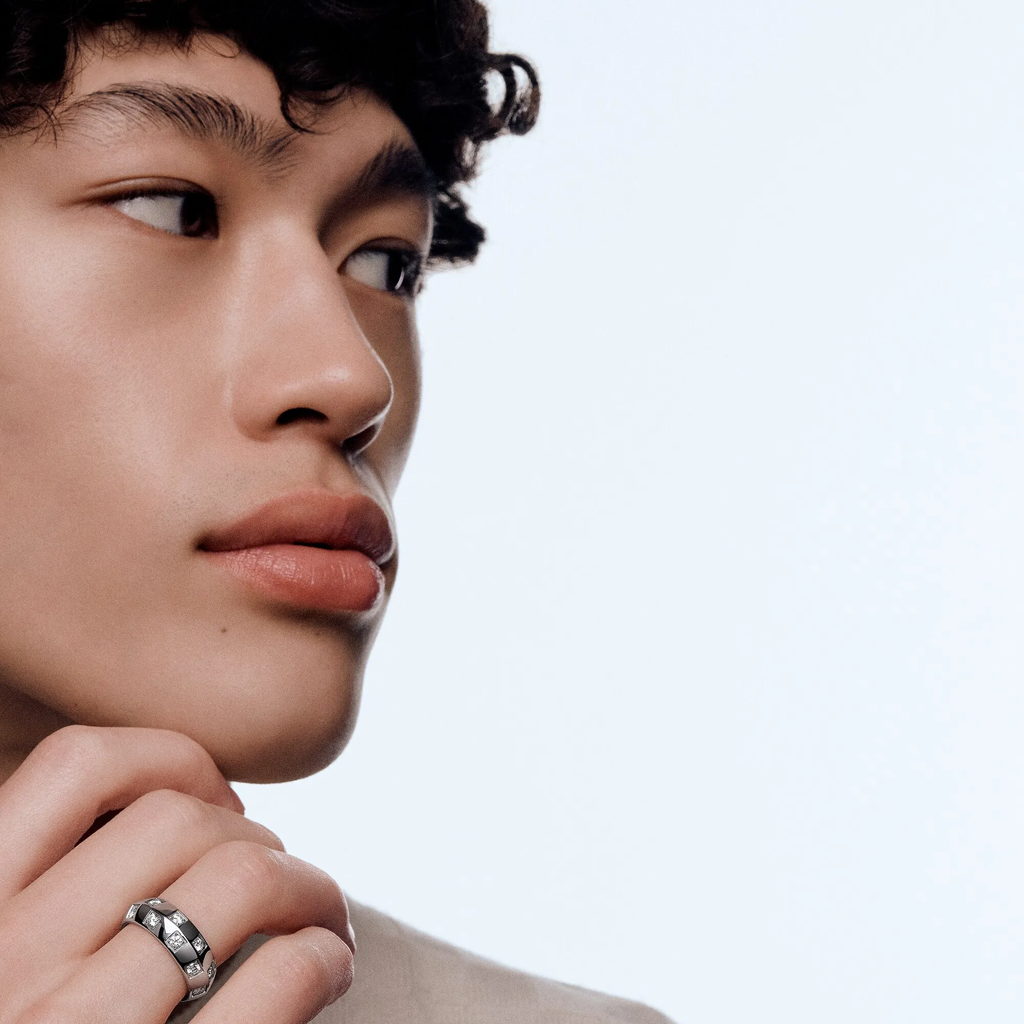 Louis Vuitton Le Damier de Louis Vuitton Large Ring, White Gold and Diamonds - Jewelry - Categories Q0K19F