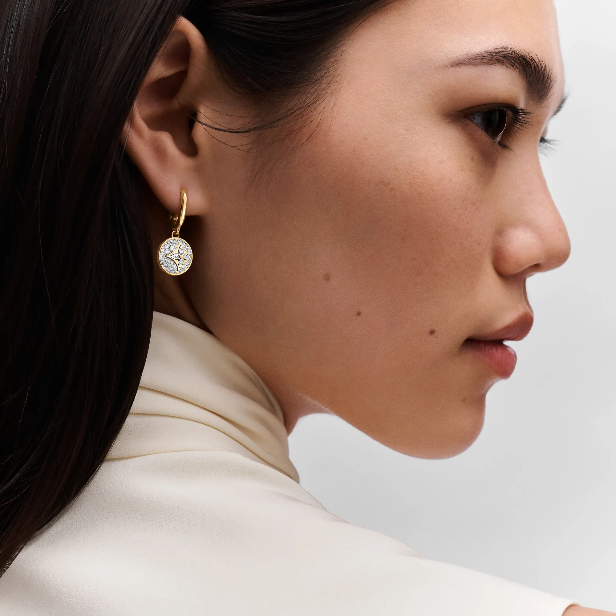 Louis Vuitton Color Blossom Earrings, Yellow Gold, White Gold And PavÃ© Diamond - Jewelry - Categories Q96949