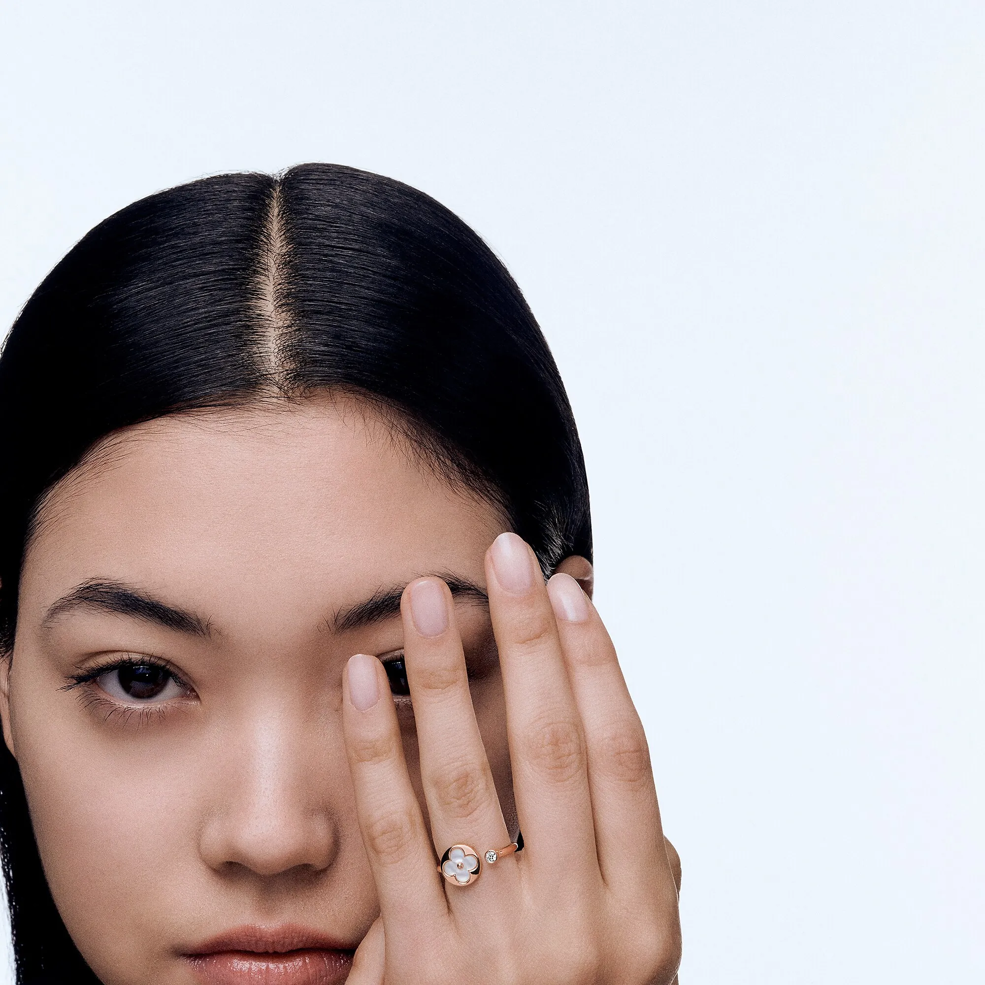 Louis Vuitton Color Blossom Mini Sun Ring, Pink Gold, White Mother - Of - Pearl And Diamond - Jewelry - Categories Q9L68K