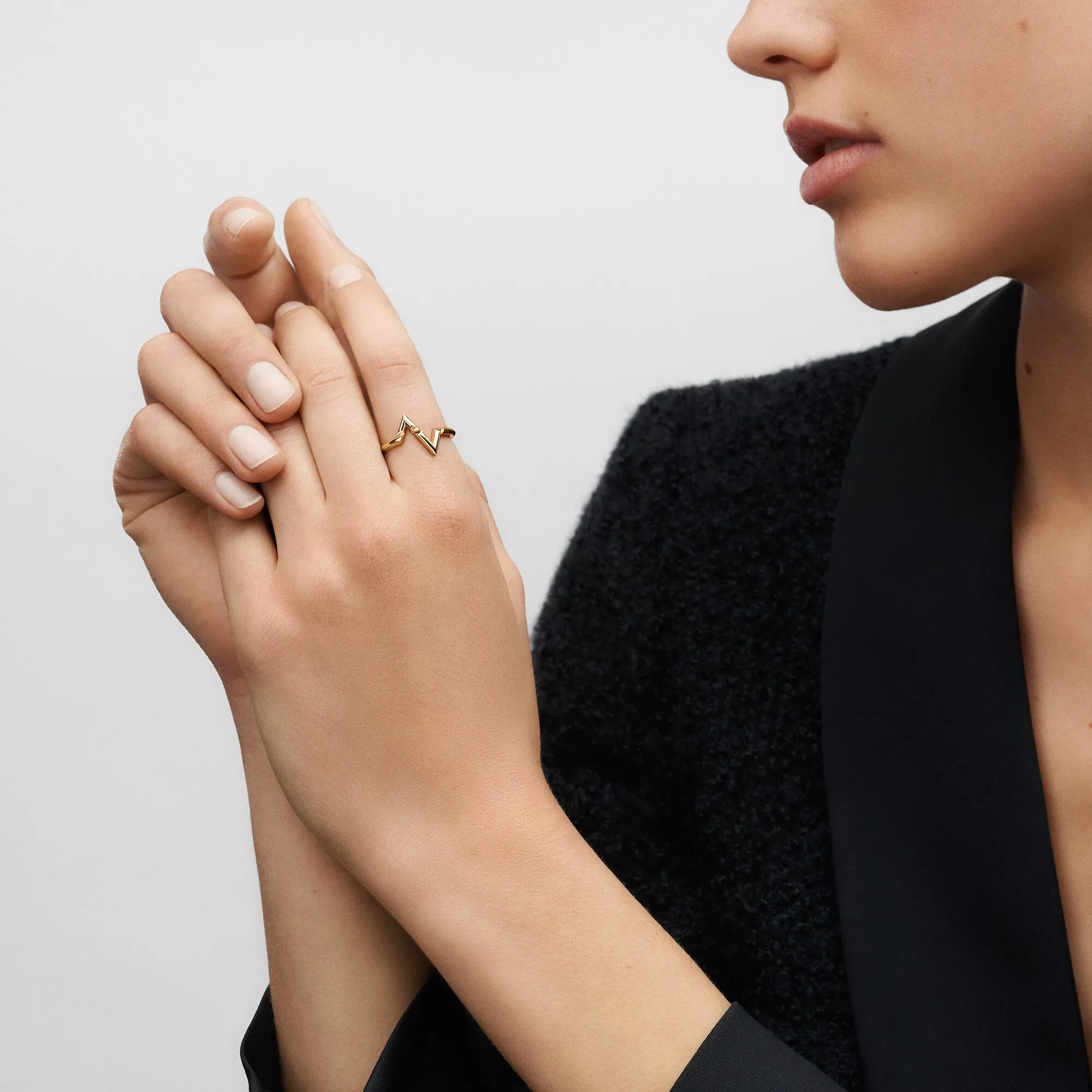 Louis Vuitton LV Volt Upside Down Ring, Yellow Gold - Jewelry - Categories Q9Q32A