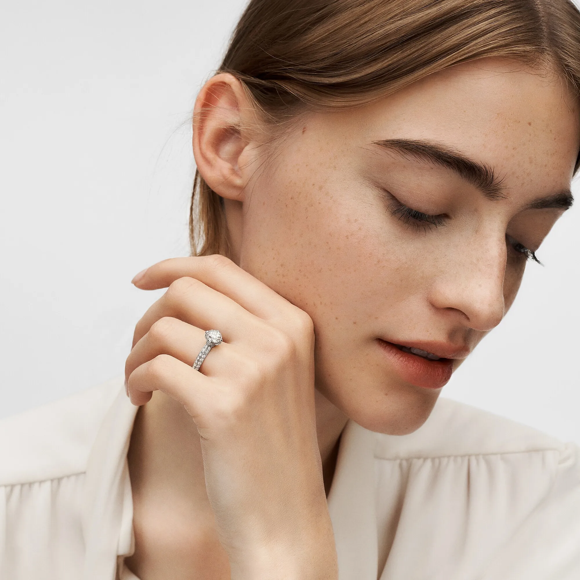 Louis Vuitton LV Diamonds Pavé Solitaire, Round Brilliant cut - Jewelry - Collections Q9X62F