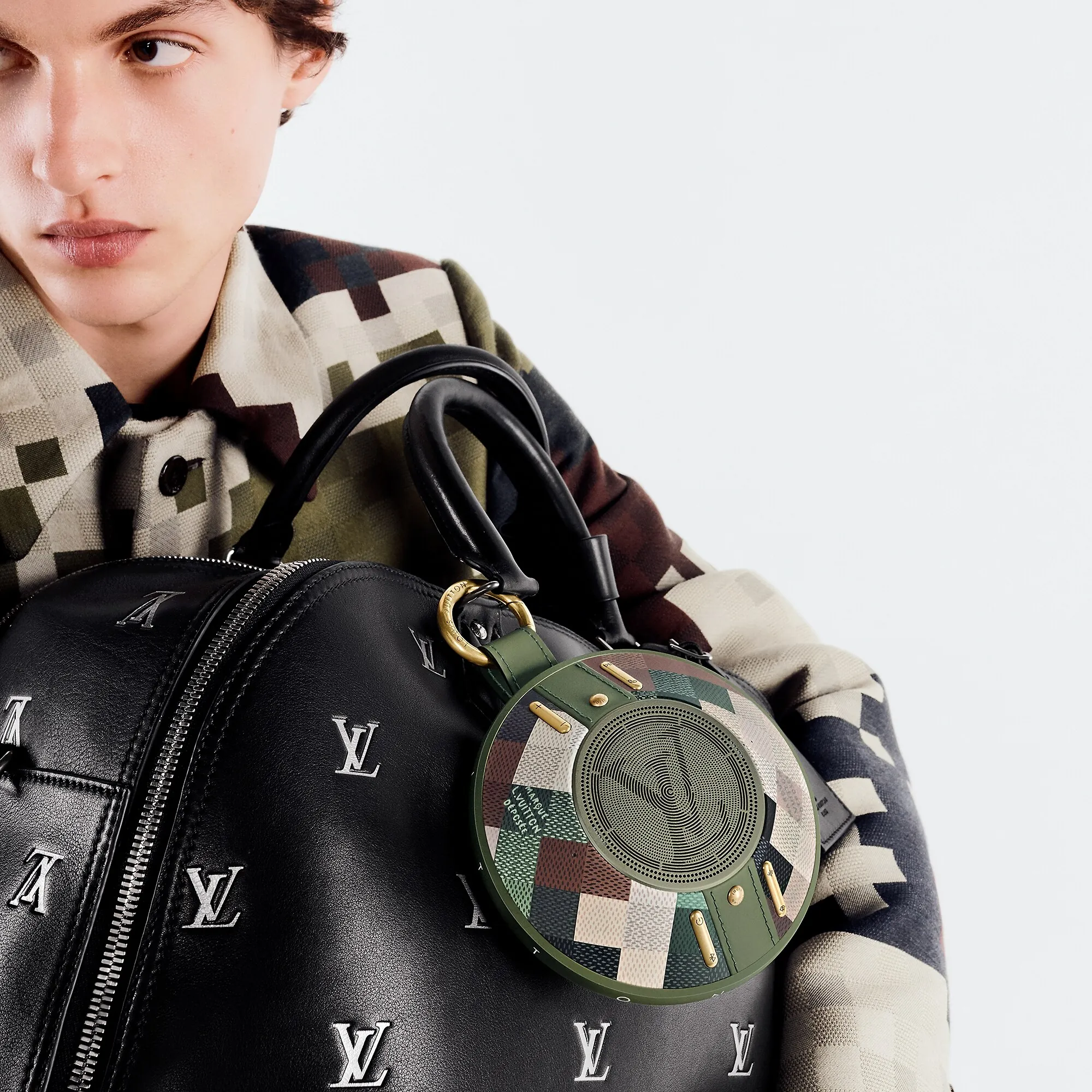 Louis Vuitton LV Nanogram Damoflage High End Speaker QAE030