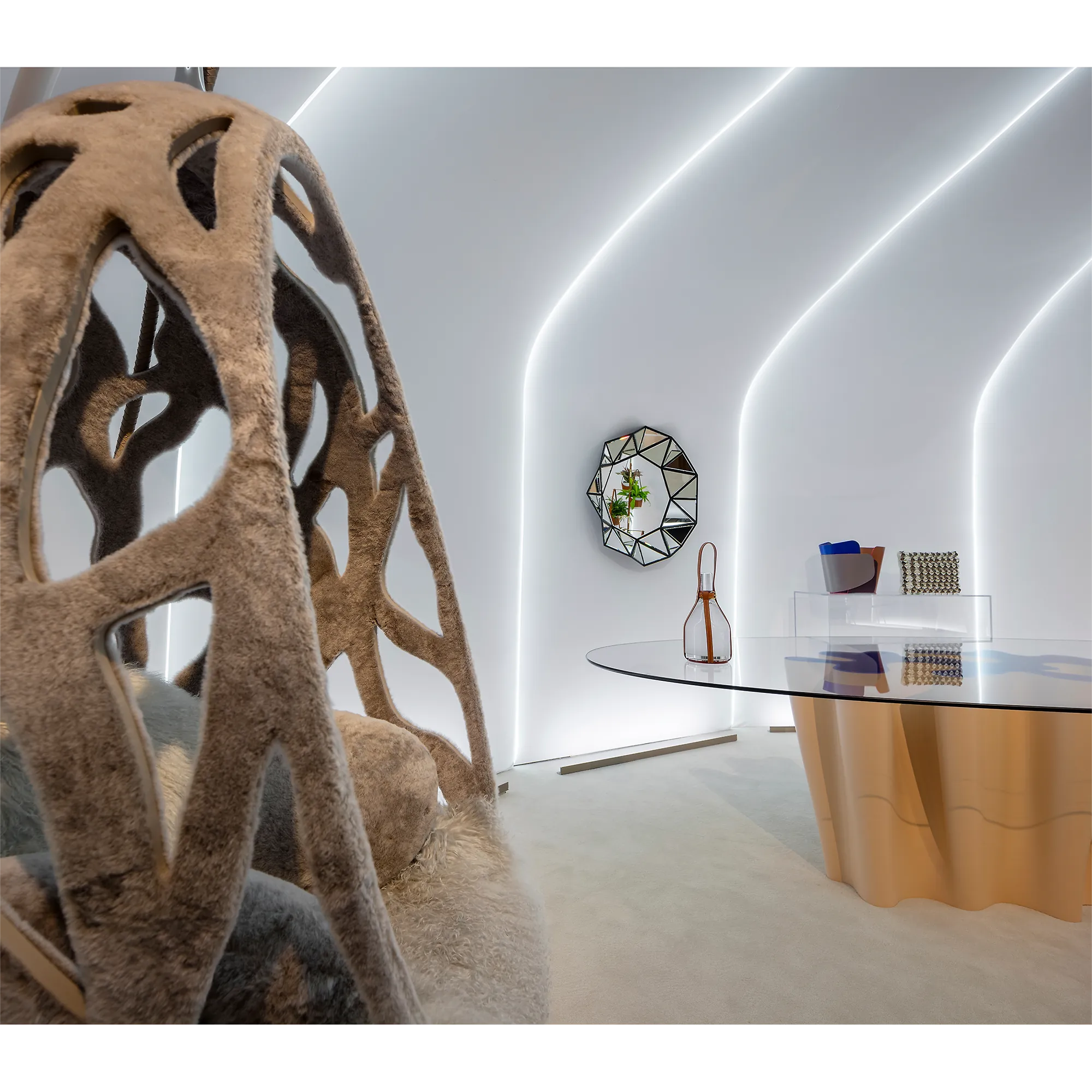 Louis Vuitton Anemona Table PM by Atelier Biagetti - Art of Living - Home R96331 Coral