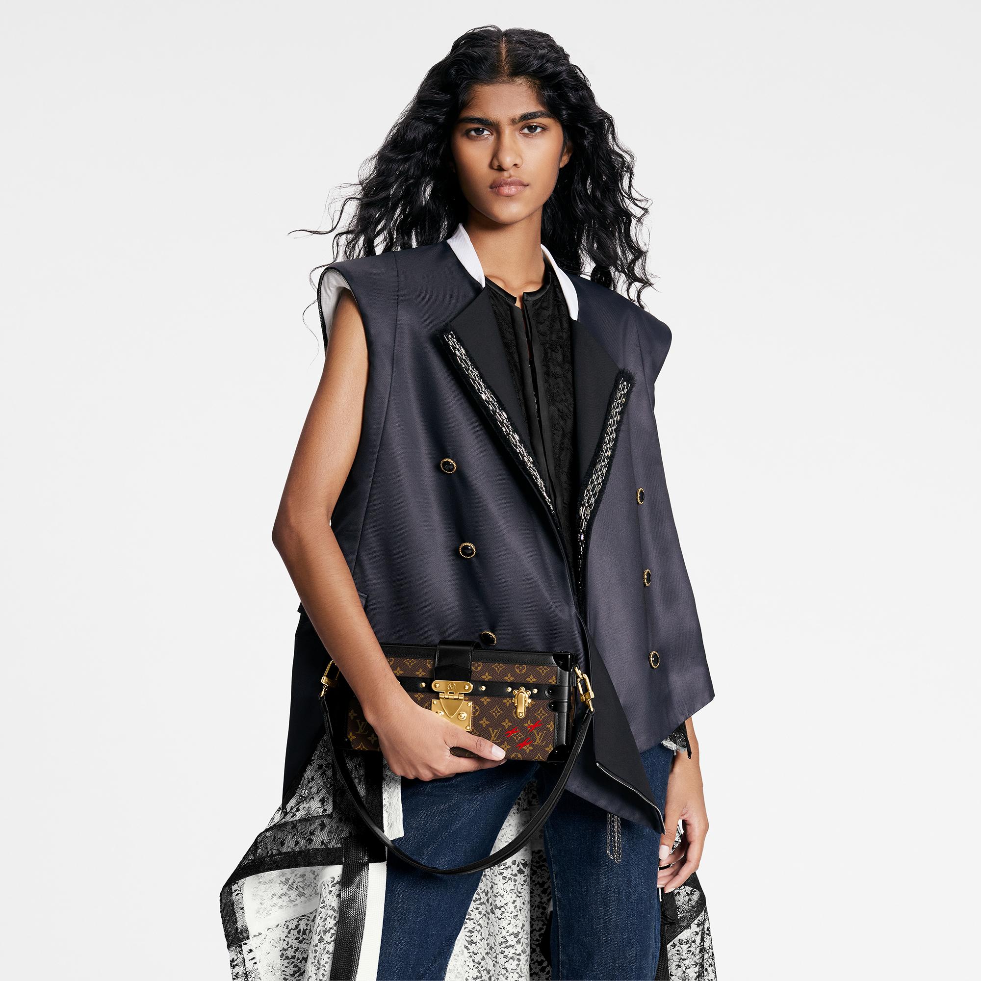 M46120_0112 M46120_0112