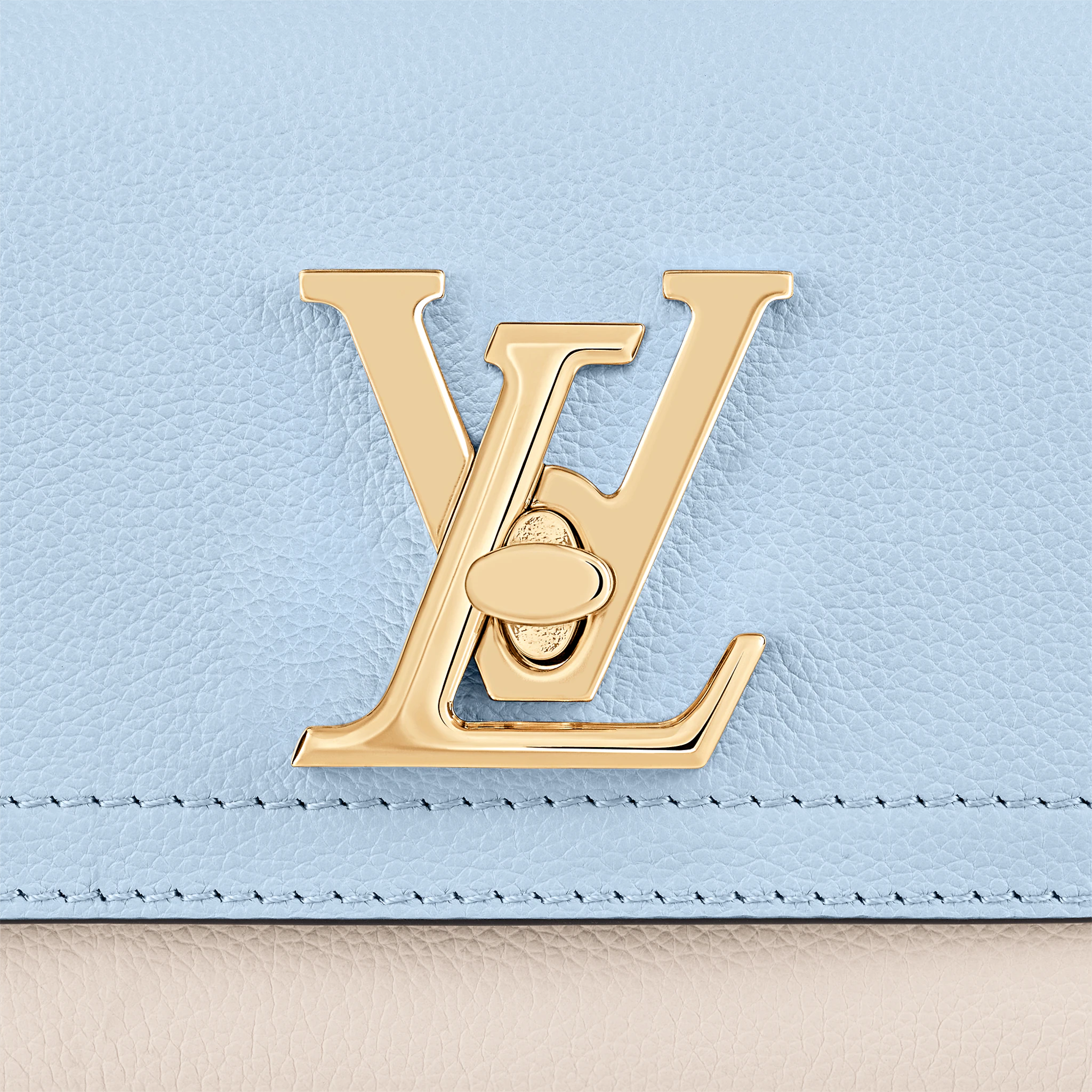 Louis Vuitton LockMe Tender Lockme Leather Bleu Nuage - Women Handbags M59984